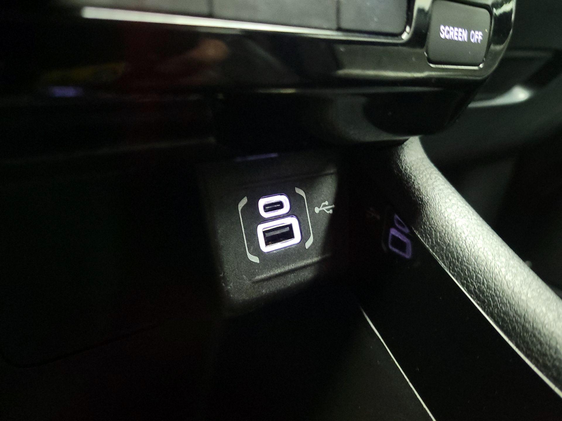 Thumbnail: 2023 Jeep Compass - 18