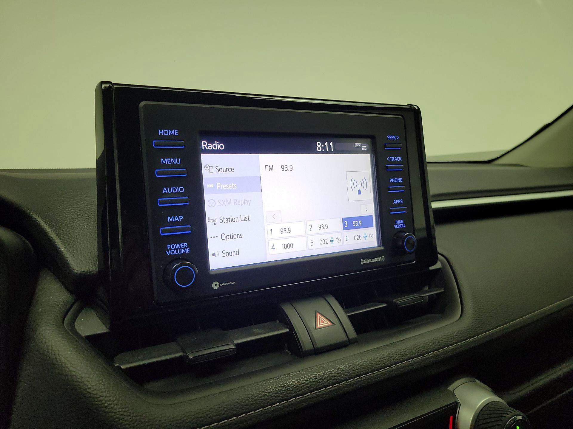 Thumbnail: 2021 Toyota RAV4 - 15