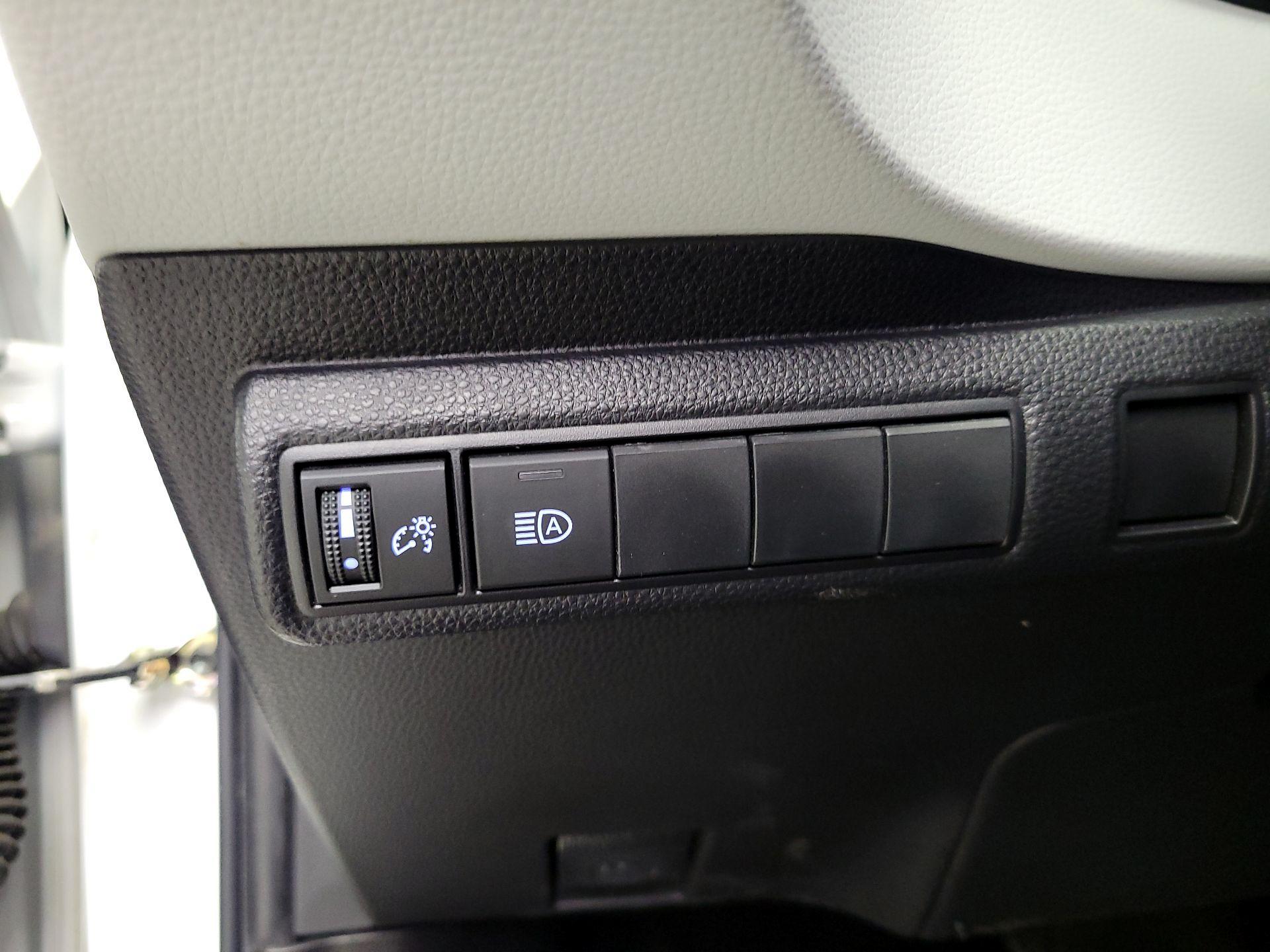 Thumbnail: 2022 Toyota Corolla - 13