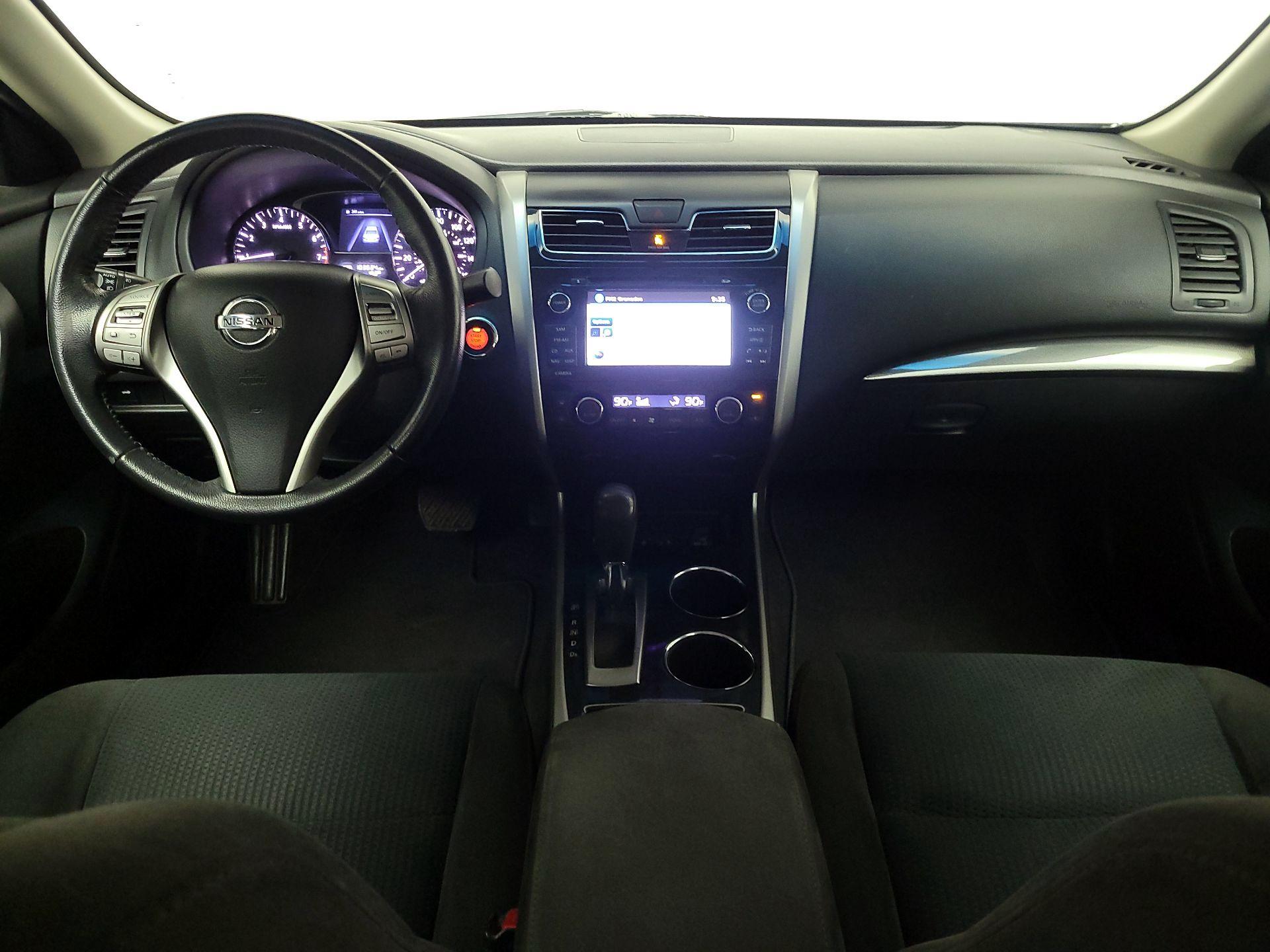 Thumbnail: 2014 Nissan Altima - 9