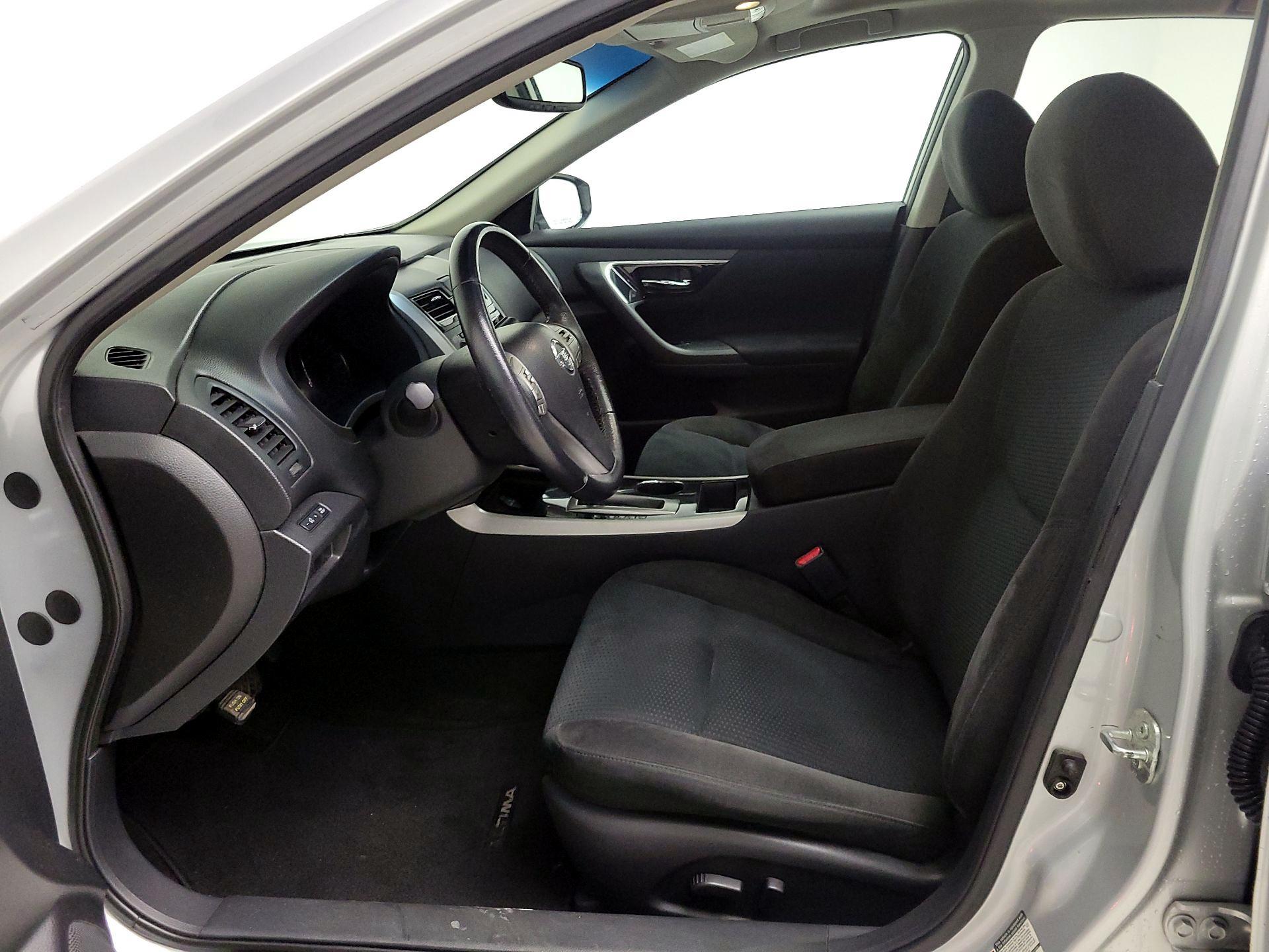 Thumbnail: 2014 Nissan Altima - 11