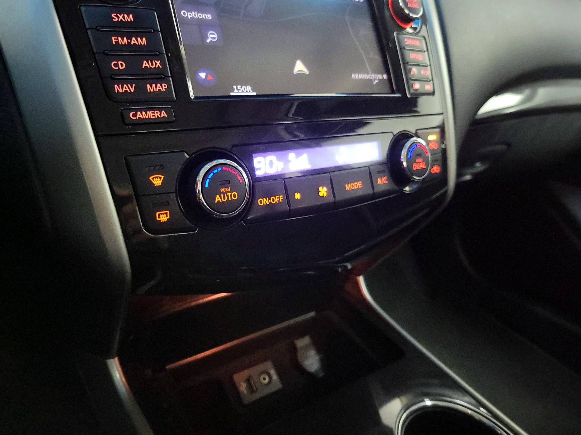 Thumbnail: 2014 Nissan Altima - 17