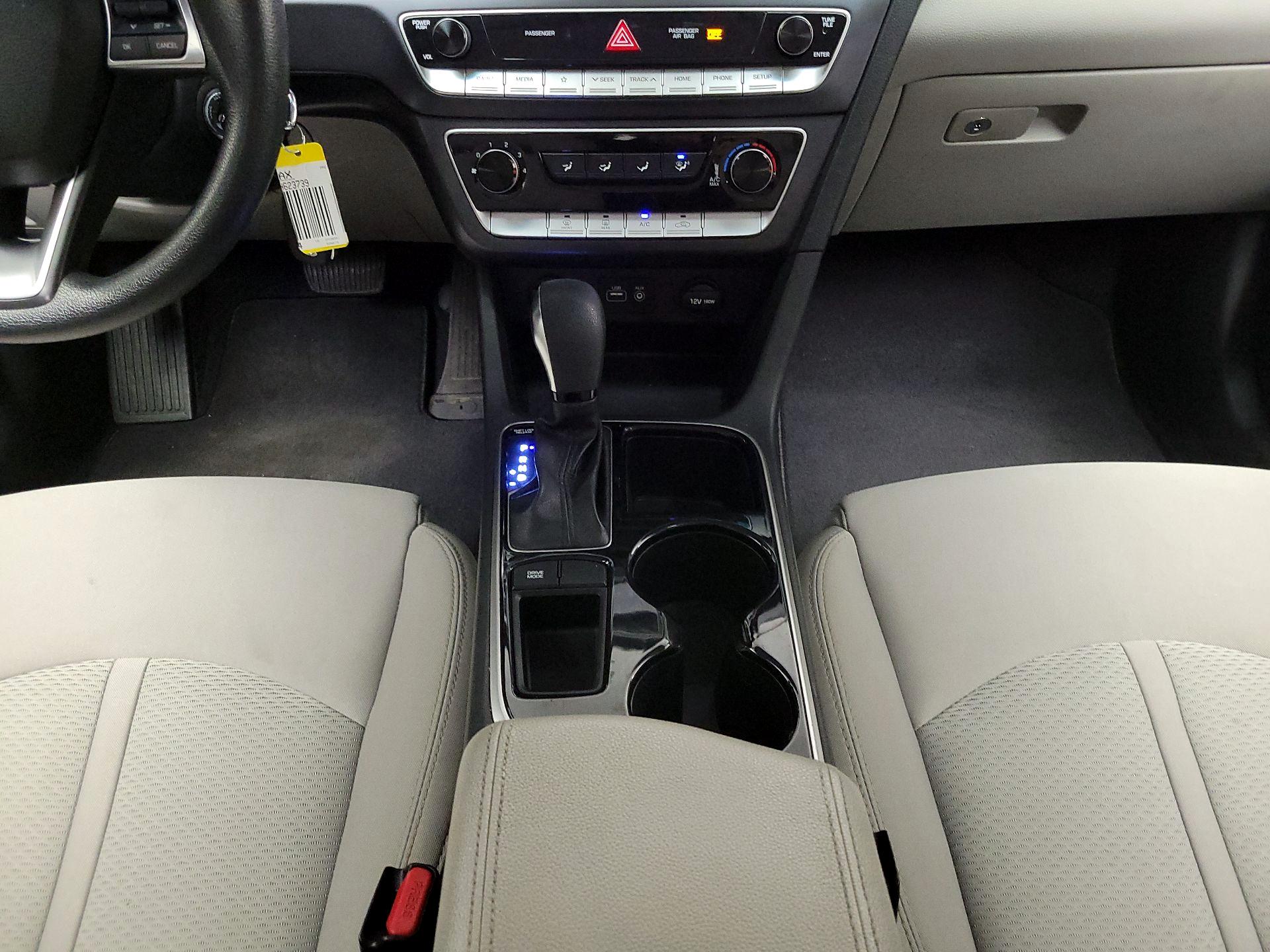 Thumbnail: 2018 Hyundai Sonata - 17