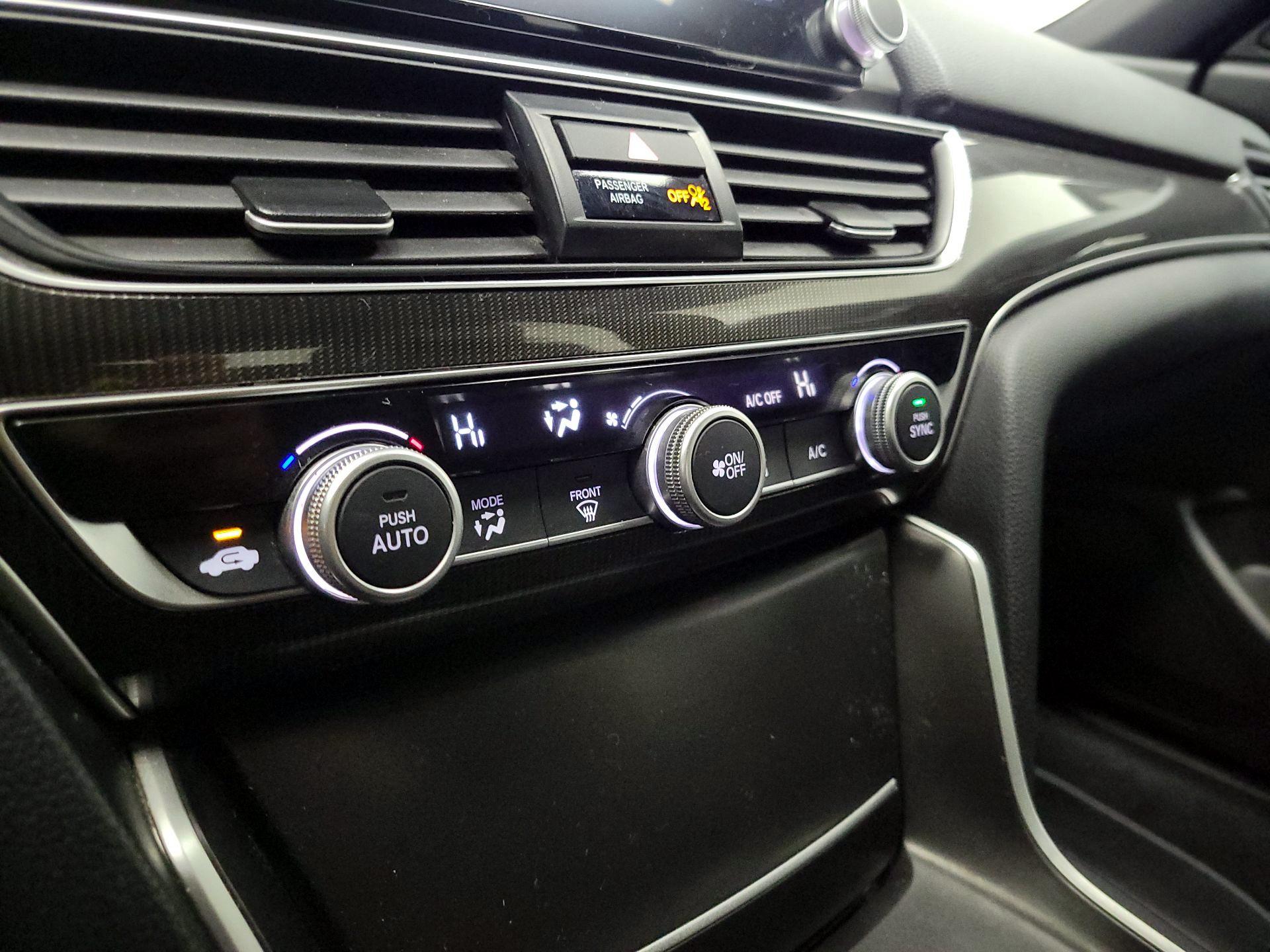 Thumbnail: 2018 Honda Accord - 16