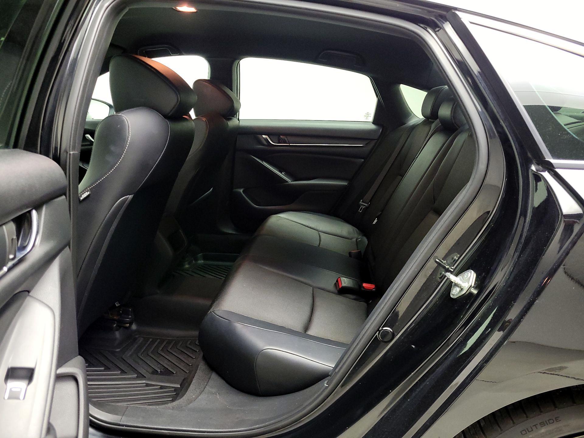 Thumbnail: 2018 Honda Accord - 19