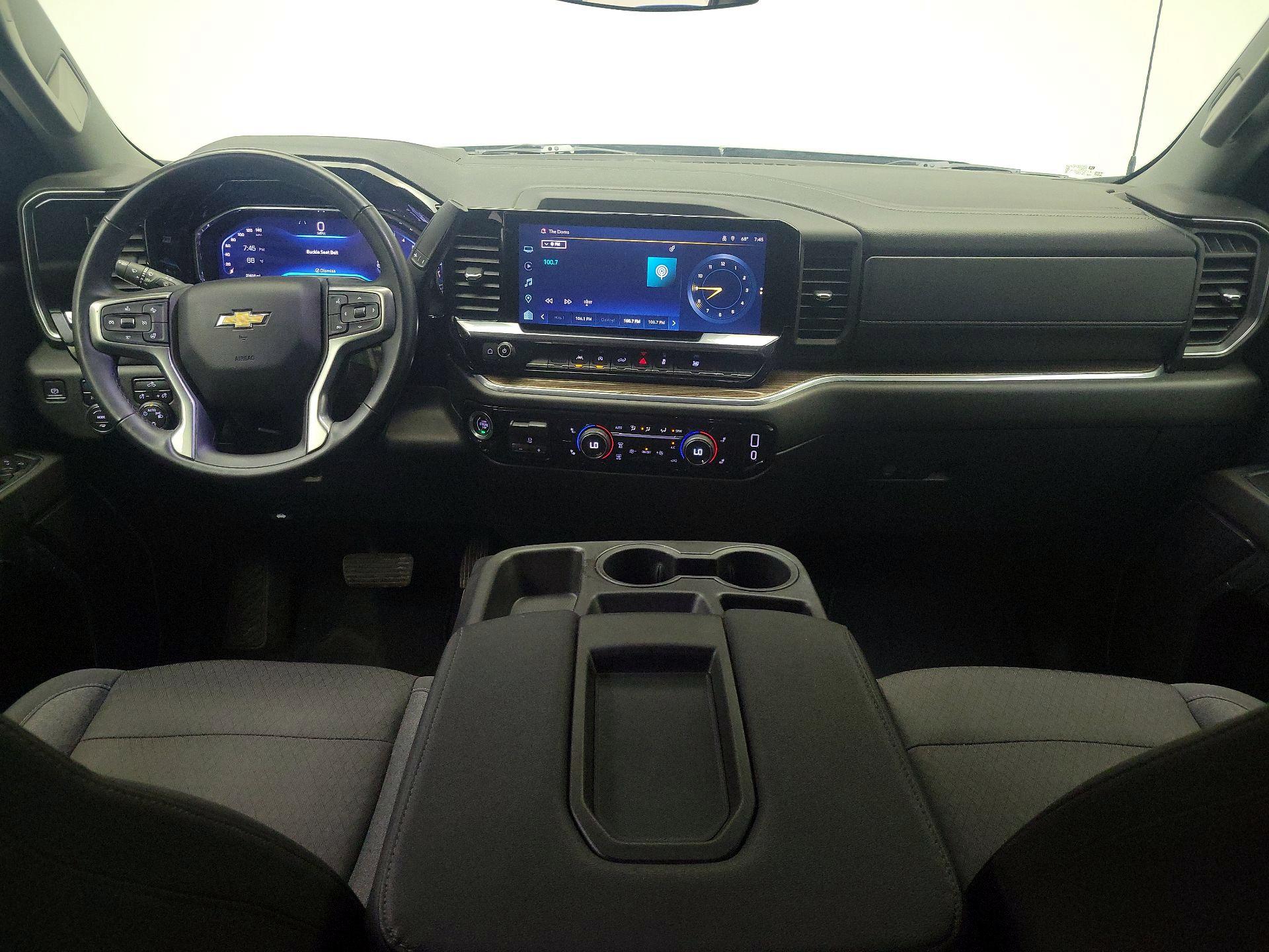 Thumbnail: 2023 Chevrolet Silverado 1500 - 9