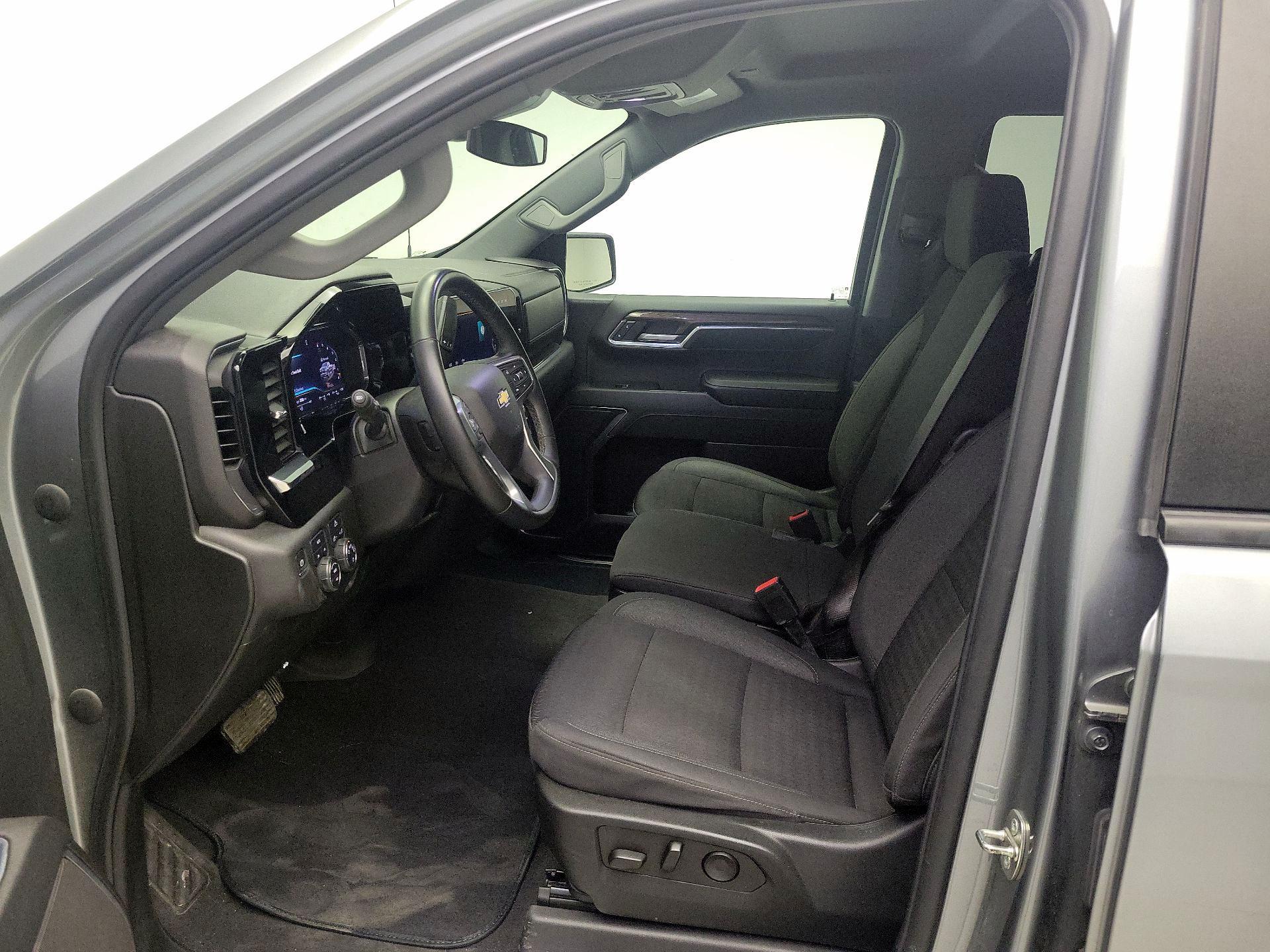 Thumbnail: 2023 Chevrolet Silverado 1500 - 11