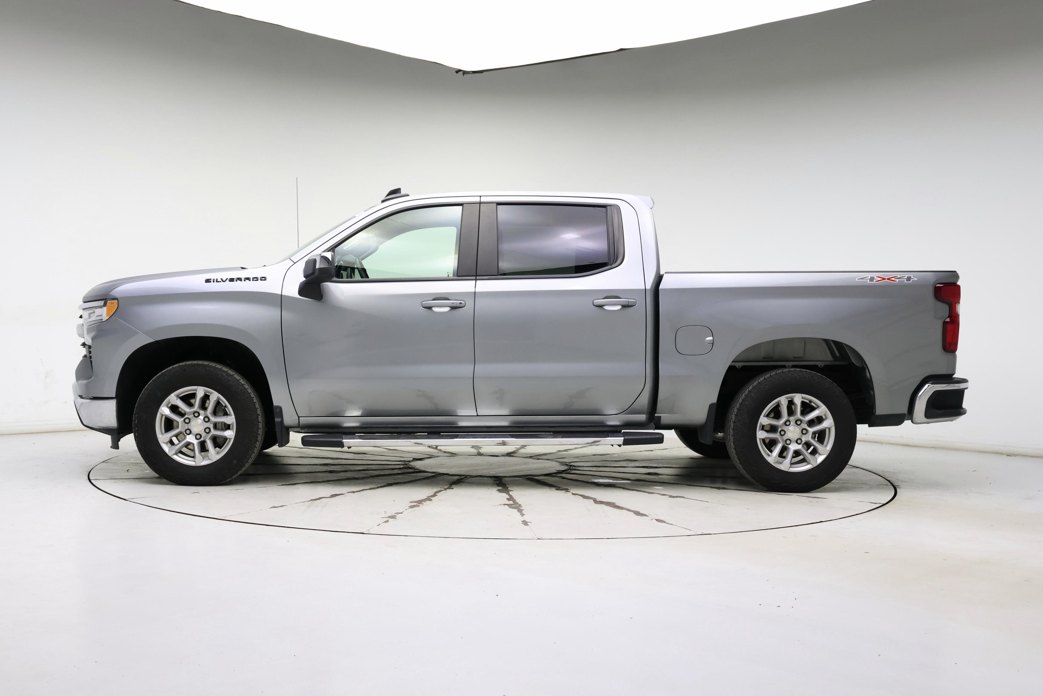 Thumbnail: 2023 Chevrolet Silverado 1500 - 3