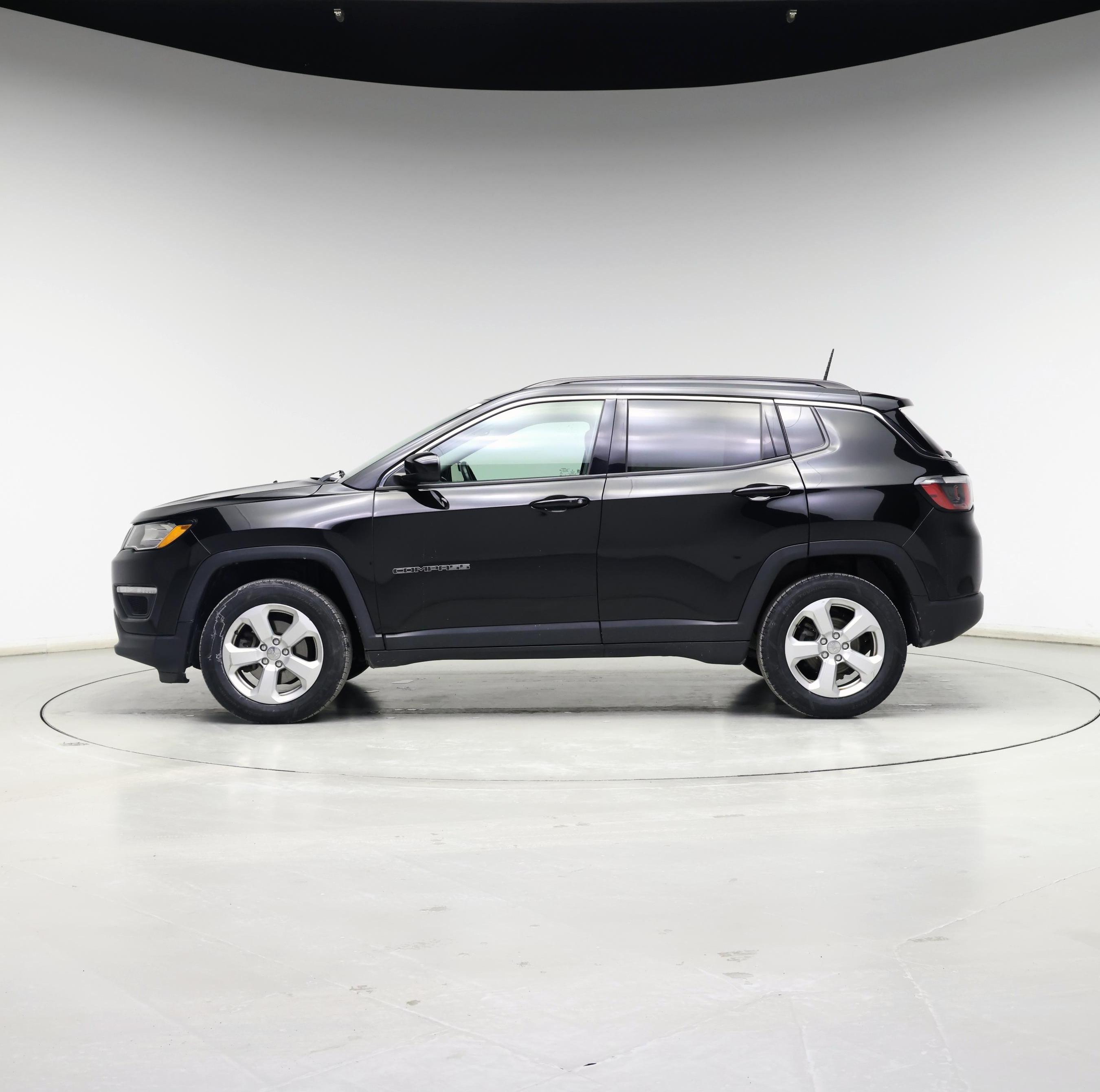 Thumbnail: 2017 Jeep Compass - 3