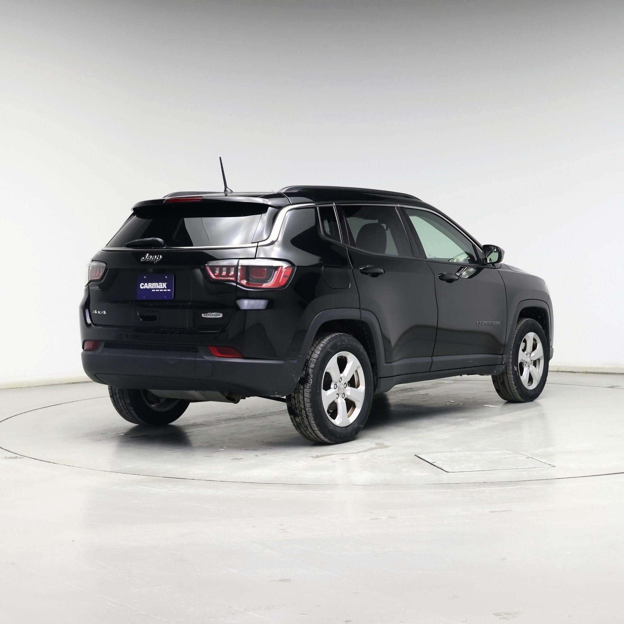 Thumbnail: 2017 Jeep Compass - 8