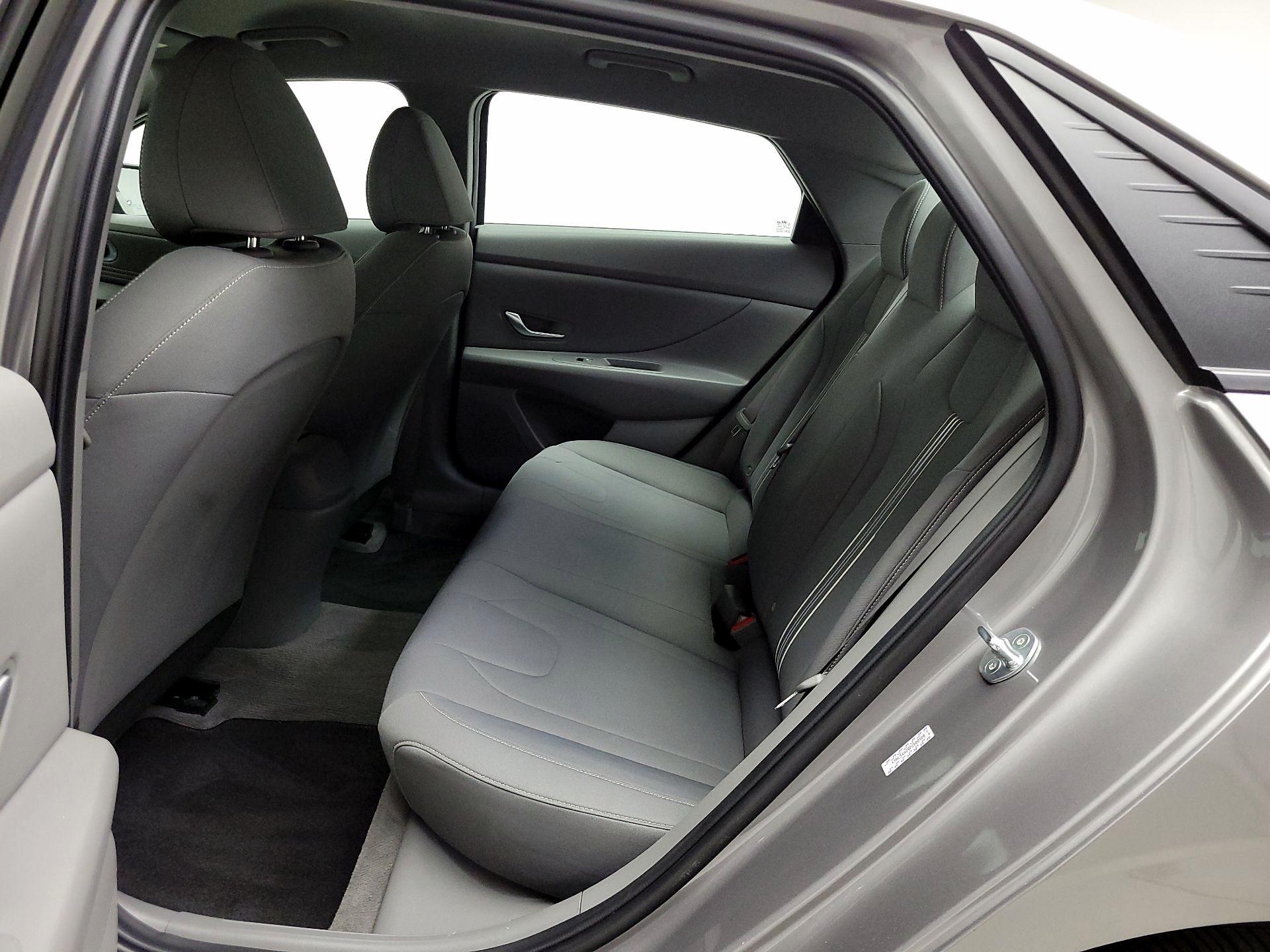 Thumbnail: 2023 Hyundai Elantra - 20