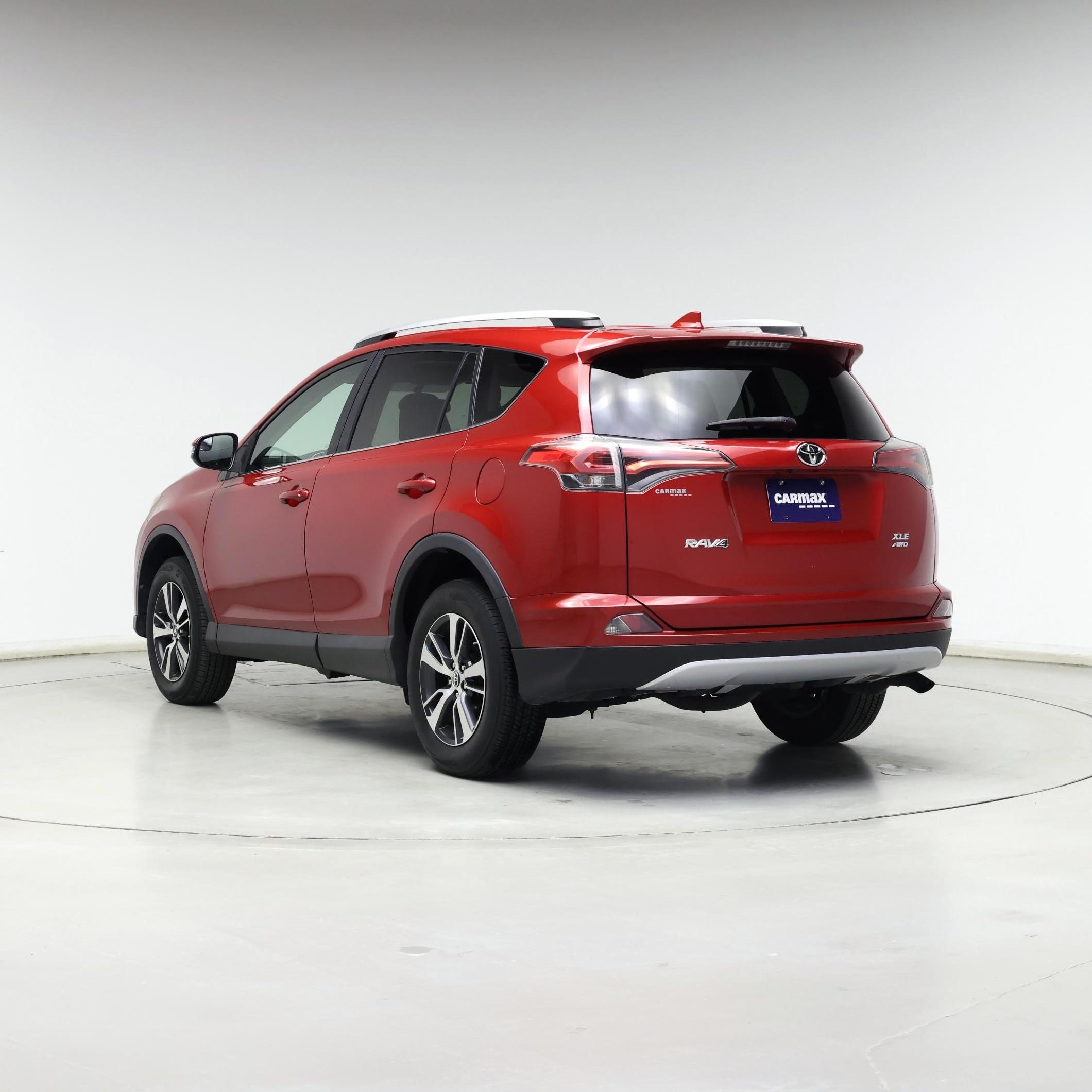 Thumbnail: 2016 Toyota RAV4 - 2