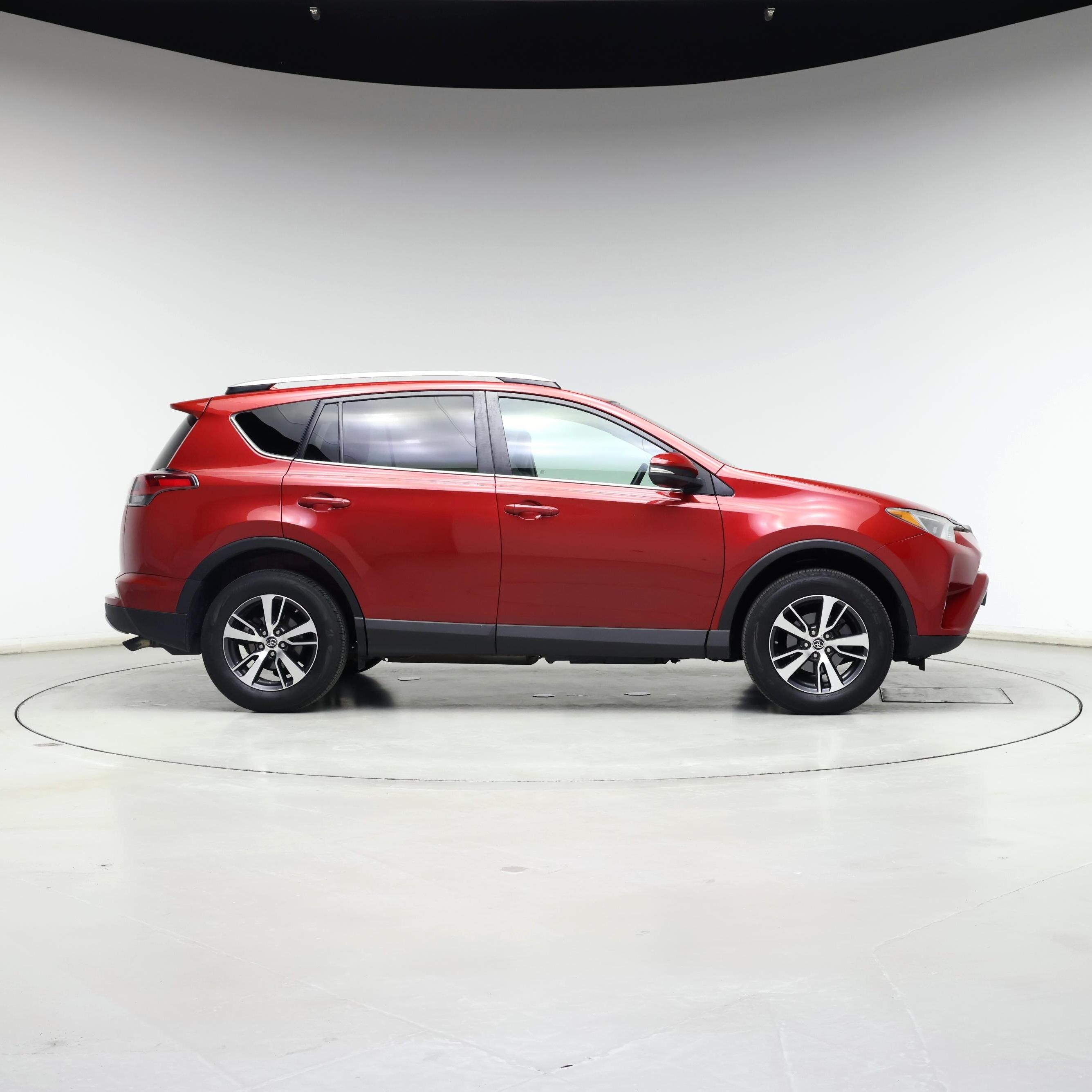 Thumbnail: 2016 Toyota RAV4 - 7
