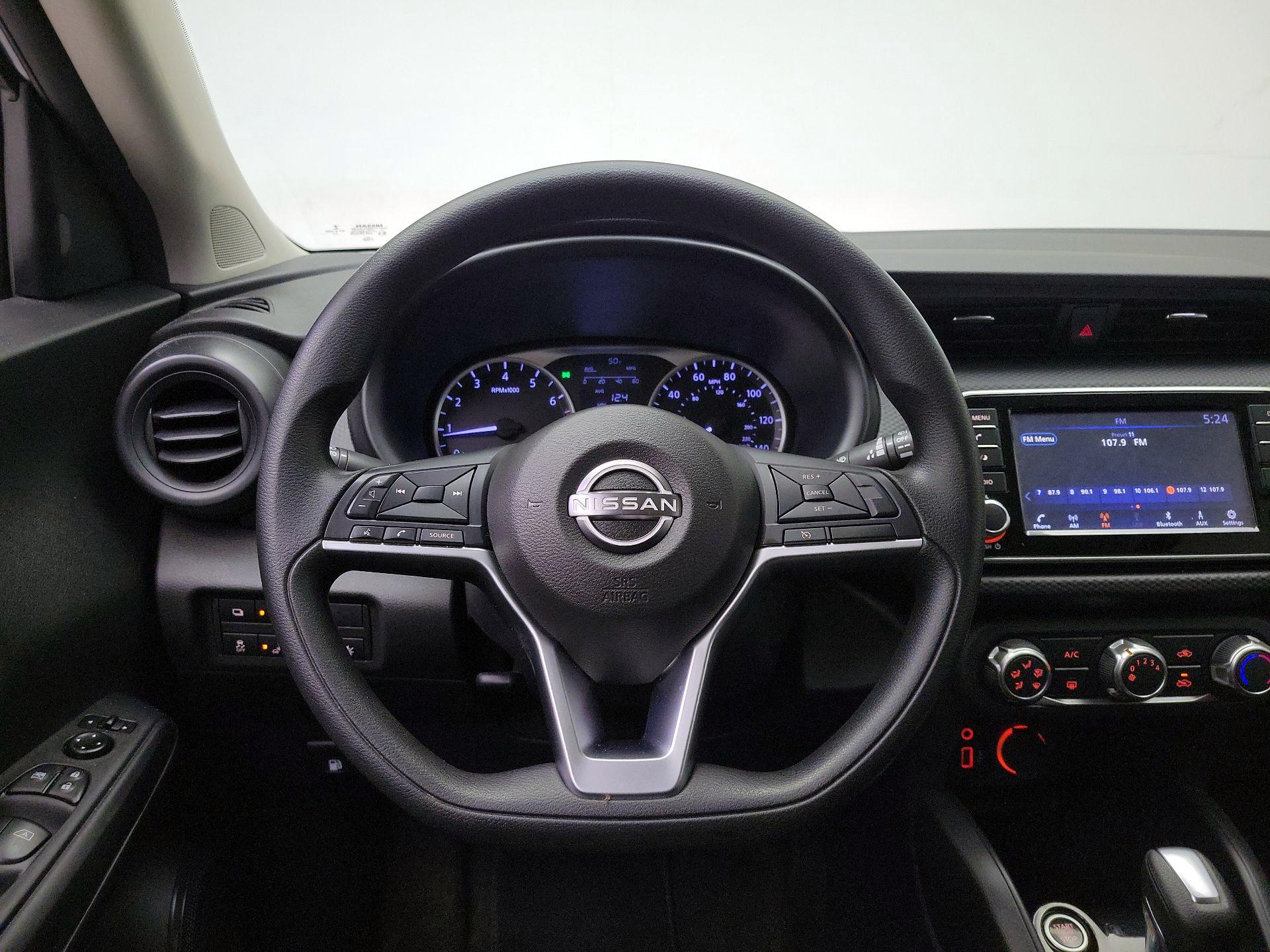 Thumbnail: 2022 Nissan Kicks - 10