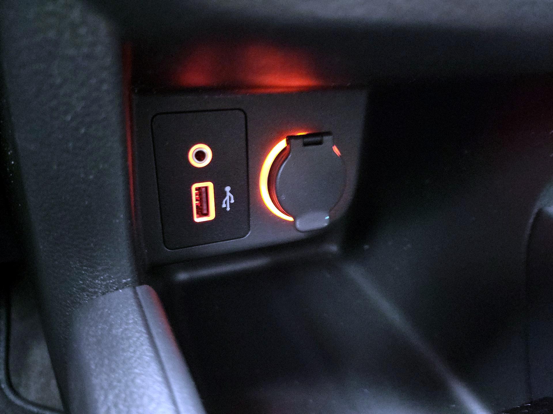 Thumbnail: 2022 Nissan Kicks - 18