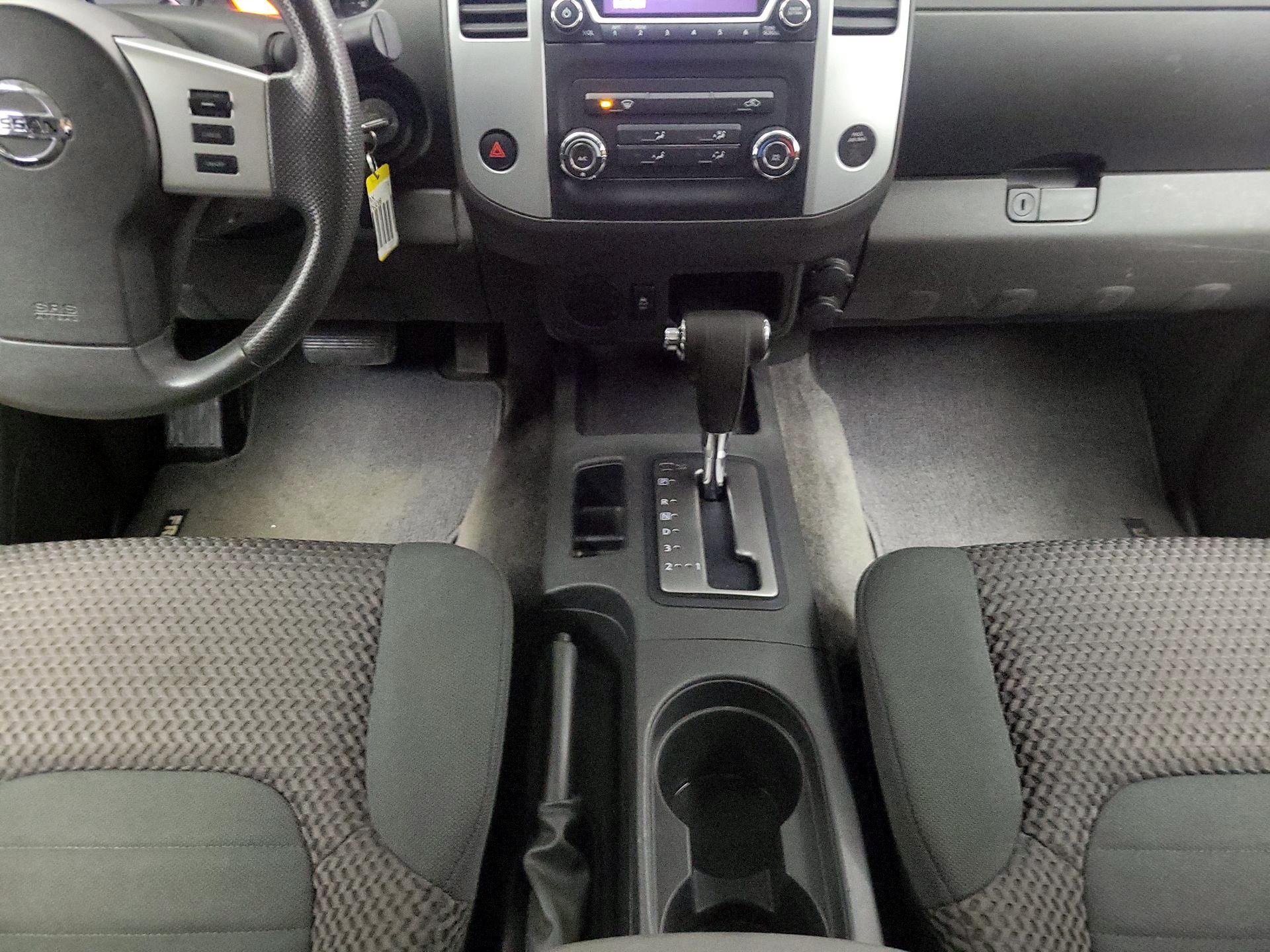 Thumbnail: 2016 Nissan Frontier - 16