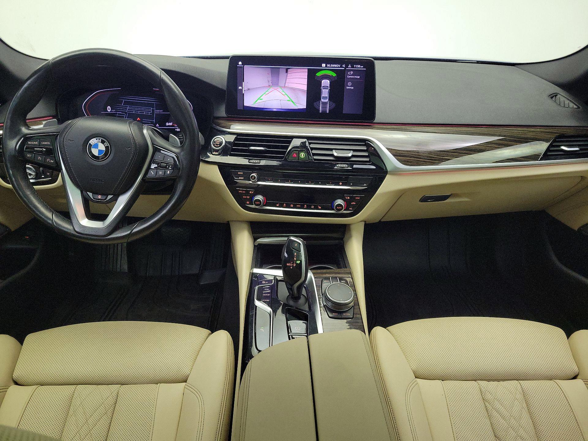 Thumbnail: 2022 BMW 5 Series - 9