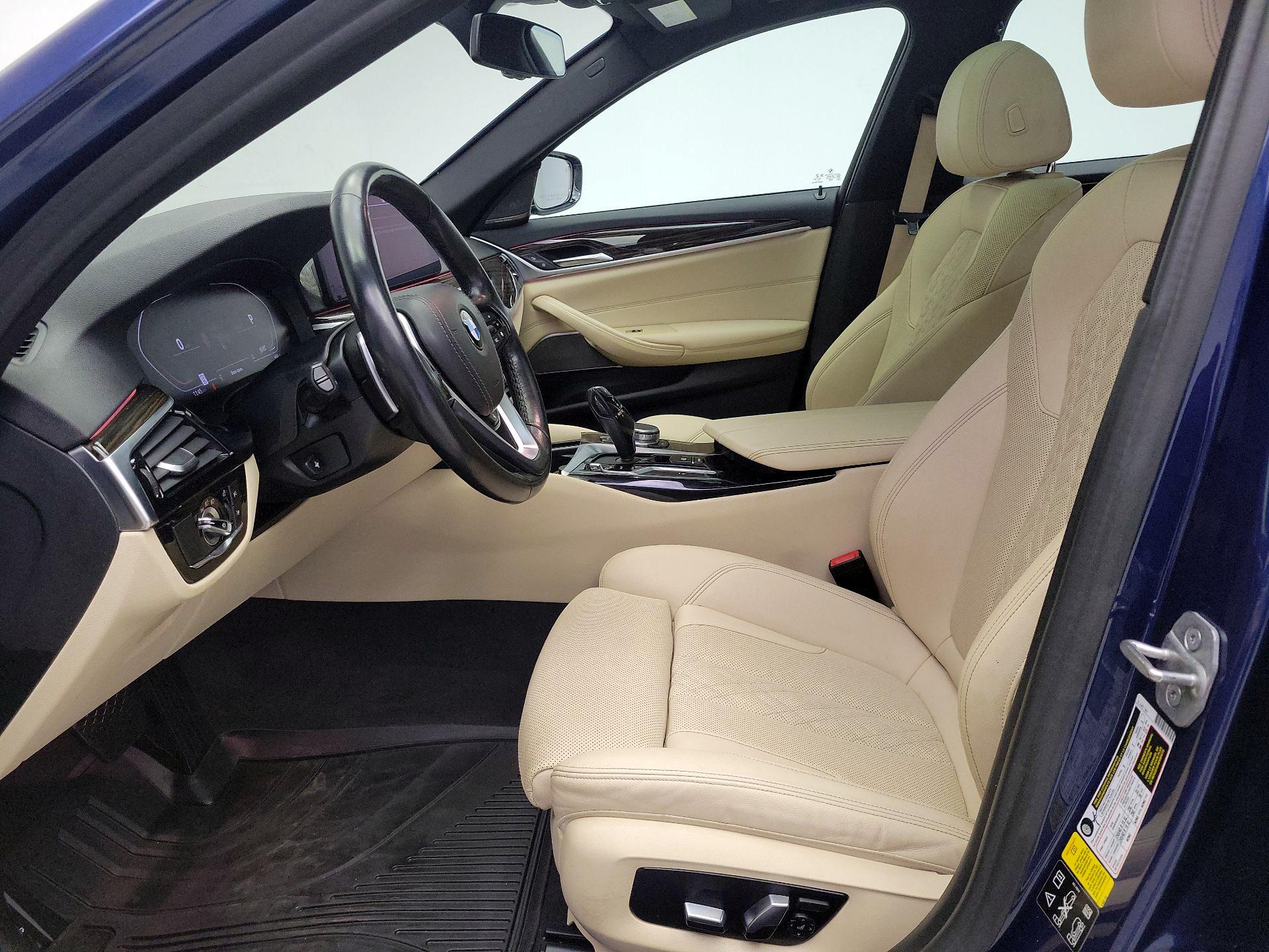 Thumbnail: 2022 BMW 5 Series - 11