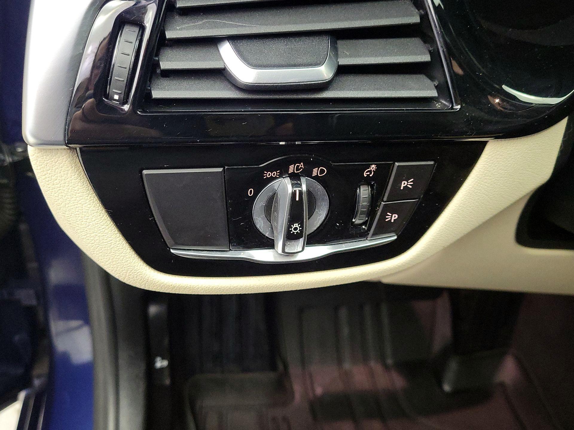 Thumbnail: 2022 BMW 5 Series - 13