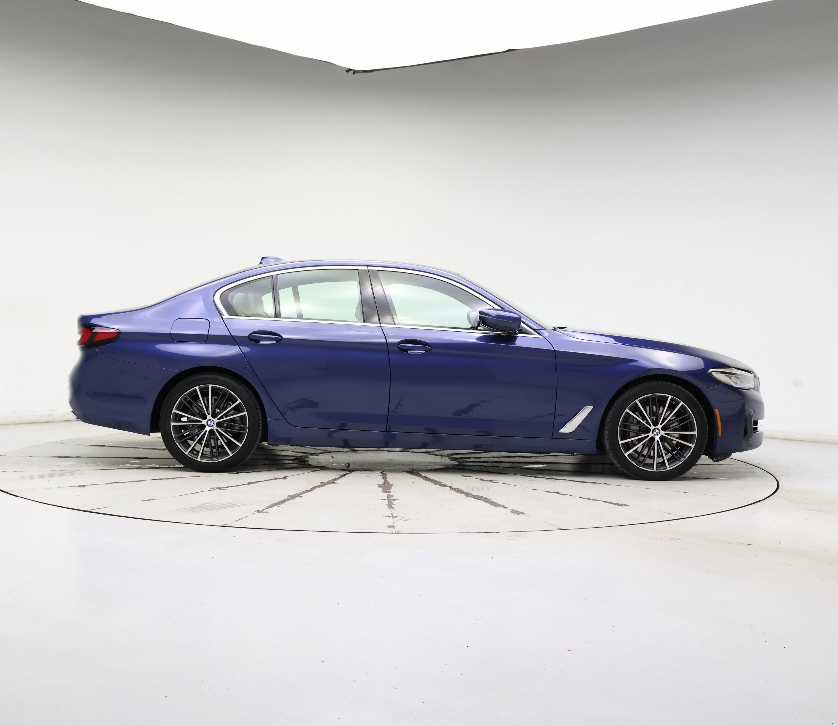 Thumbnail: 2022 BMW 5 Series - 7