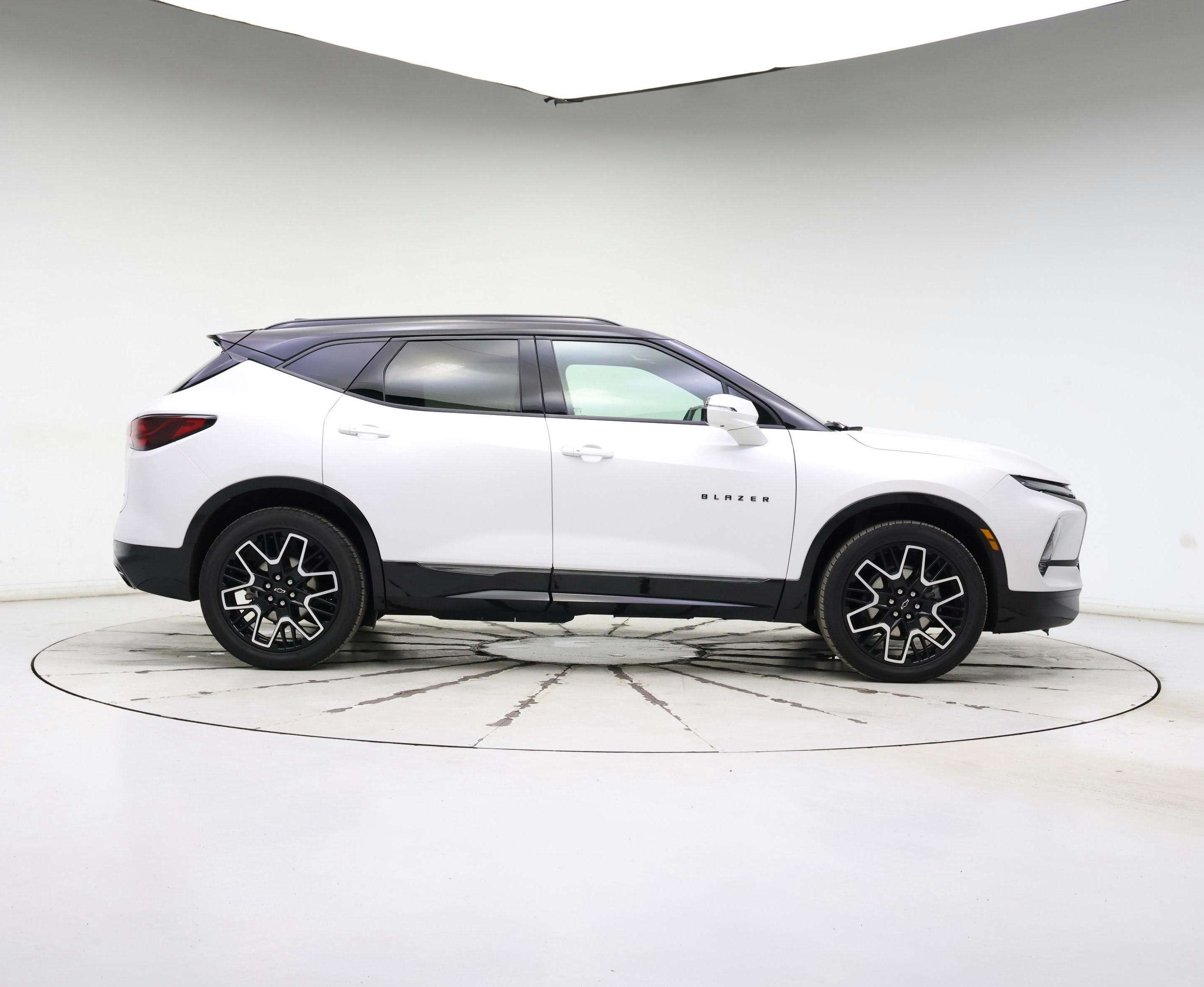 Thumbnail: 2023 Chevrolet Blazer - 7