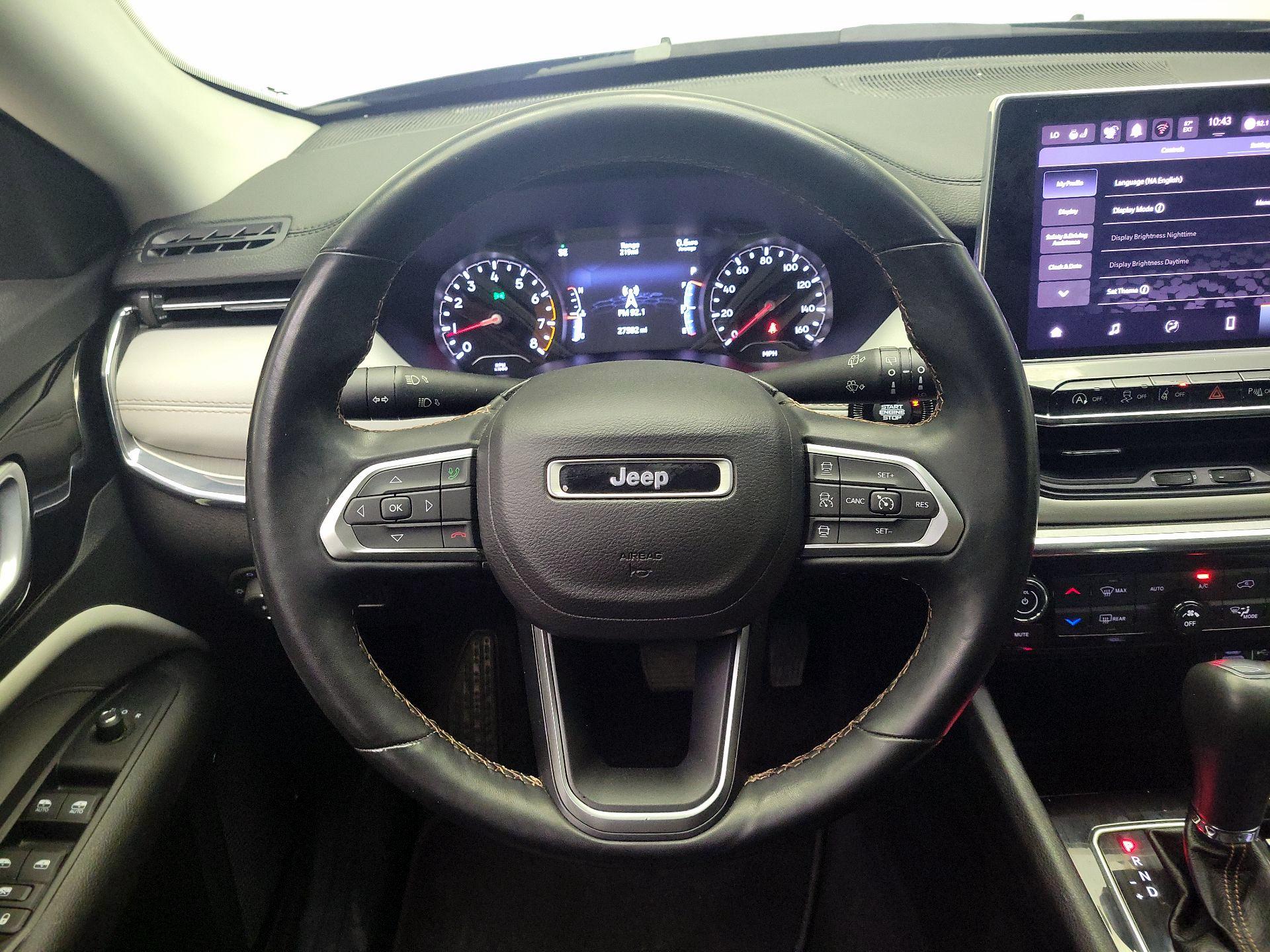 Thumbnail: 2022 Jeep Compass - 10