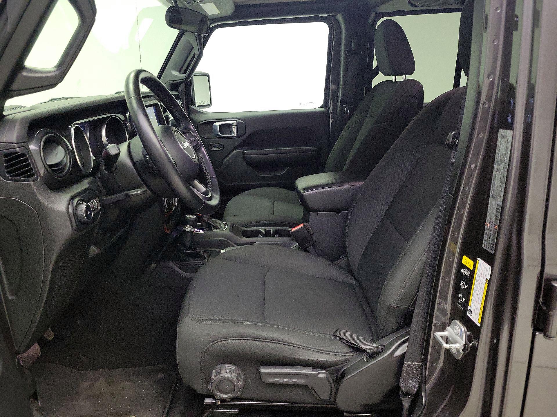 Thumbnail: 2021 Jeep Wrangler - 11