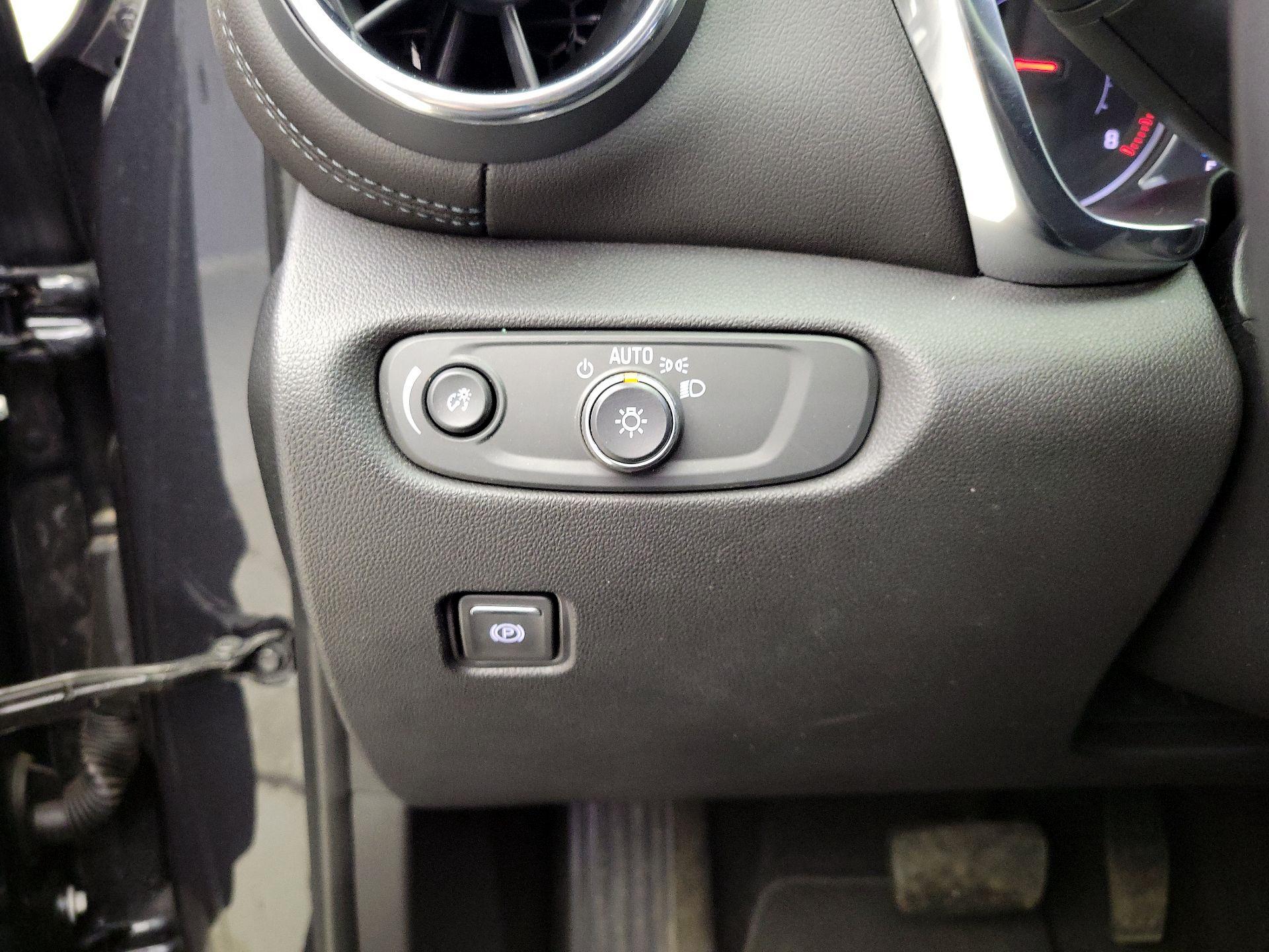 Thumbnail: 2022 Chevrolet Blazer - 13