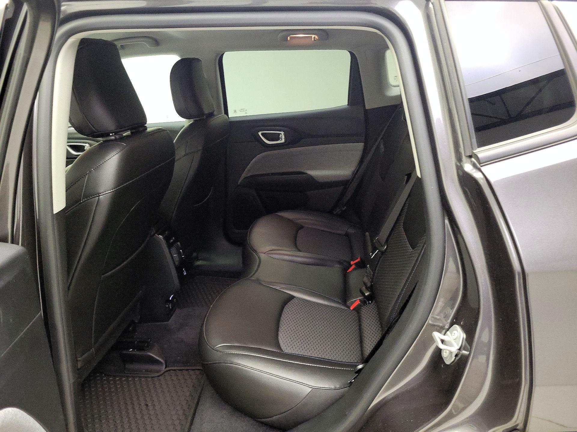 Thumbnail: 2022 Jeep Compass - 19