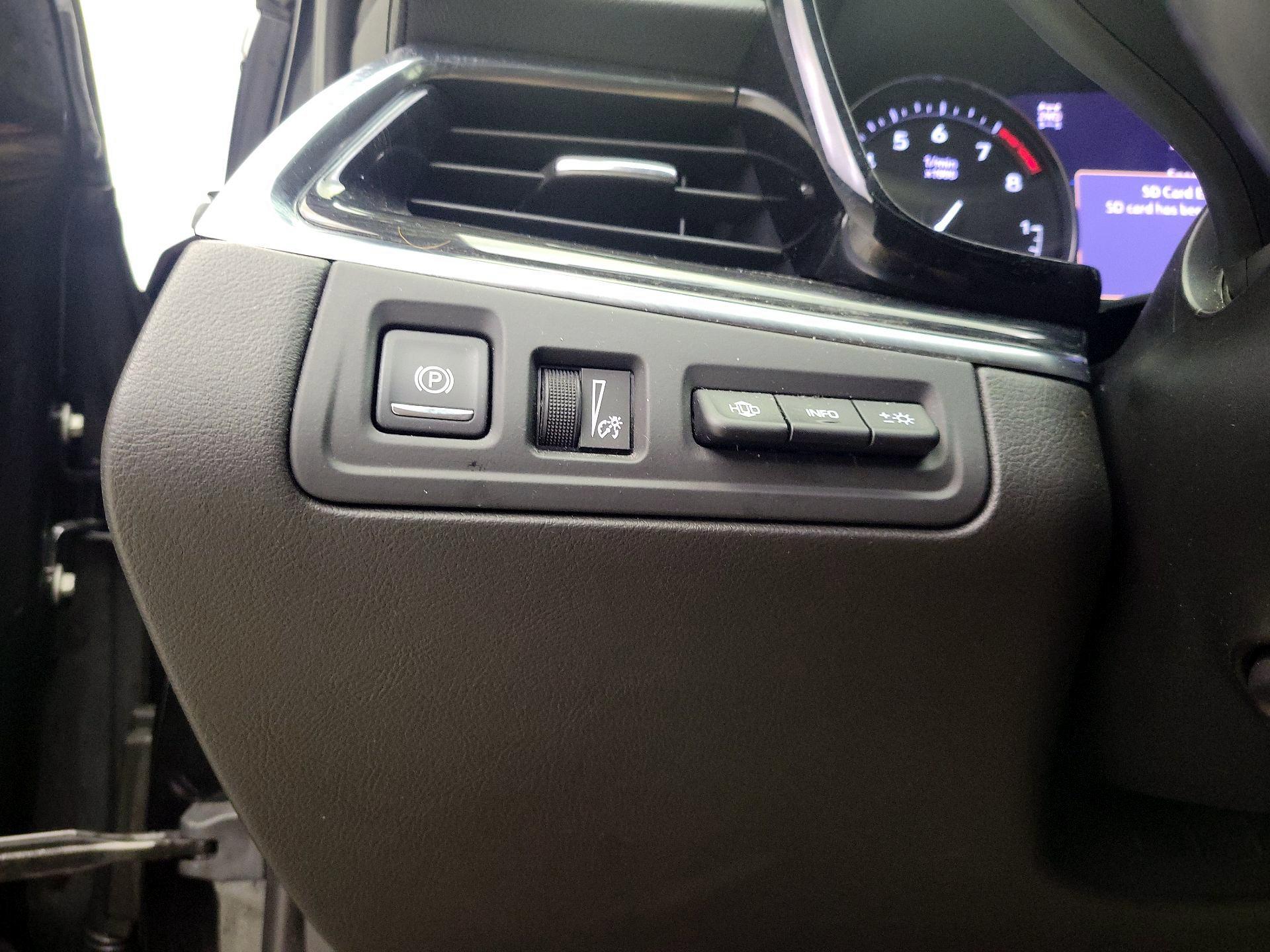 Thumbnail: 2022 Cadillac XT5 - 13