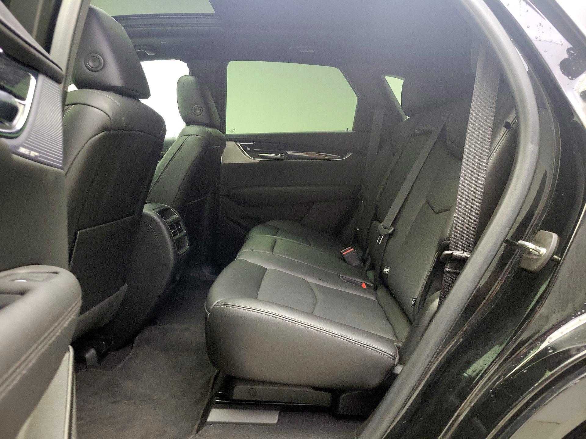 Thumbnail: 2022 Cadillac XT5 - 20