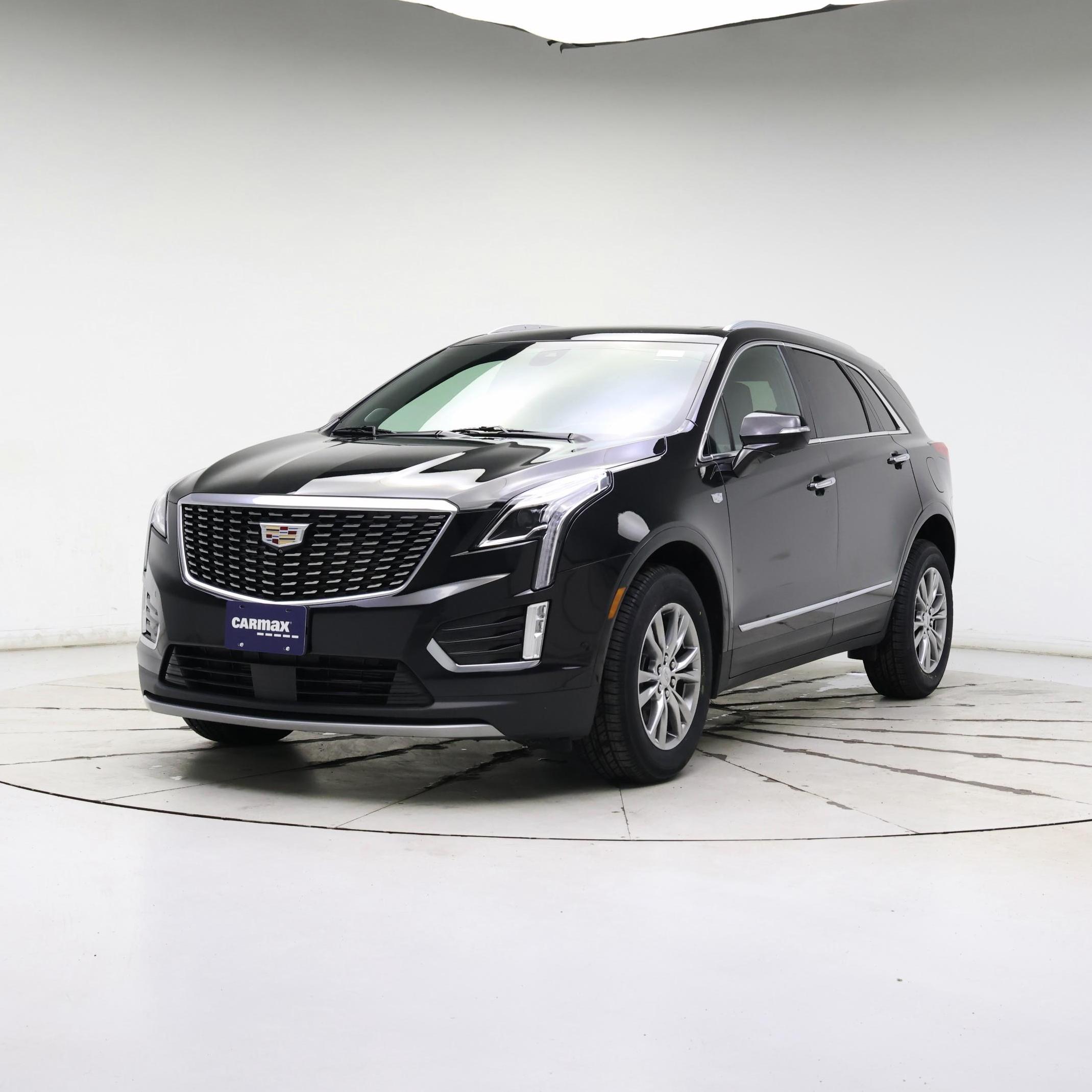 Thumbnail: 2022 Cadillac XT5 - 4