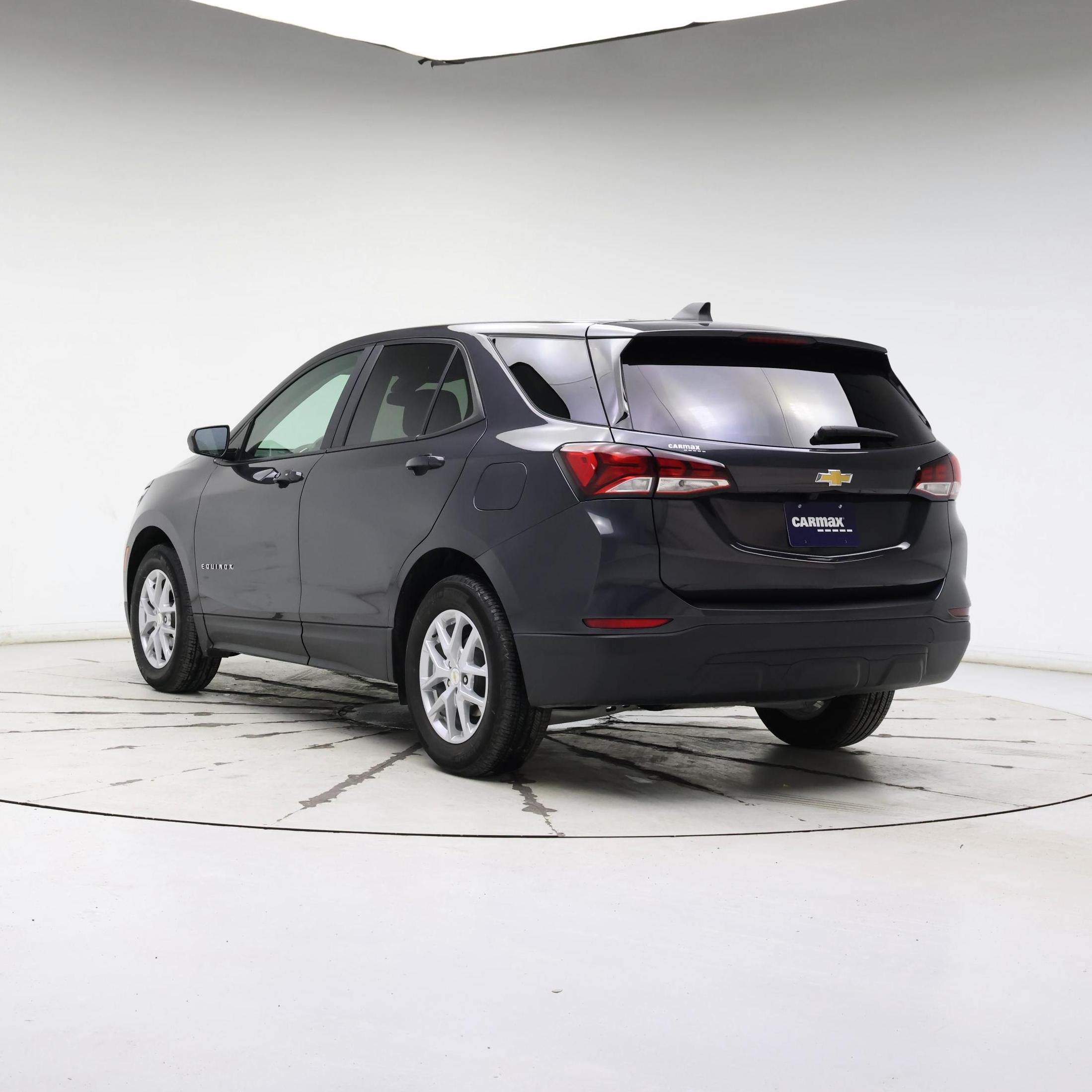 Thumbnail: 2022 Chevrolet Equinox - 2