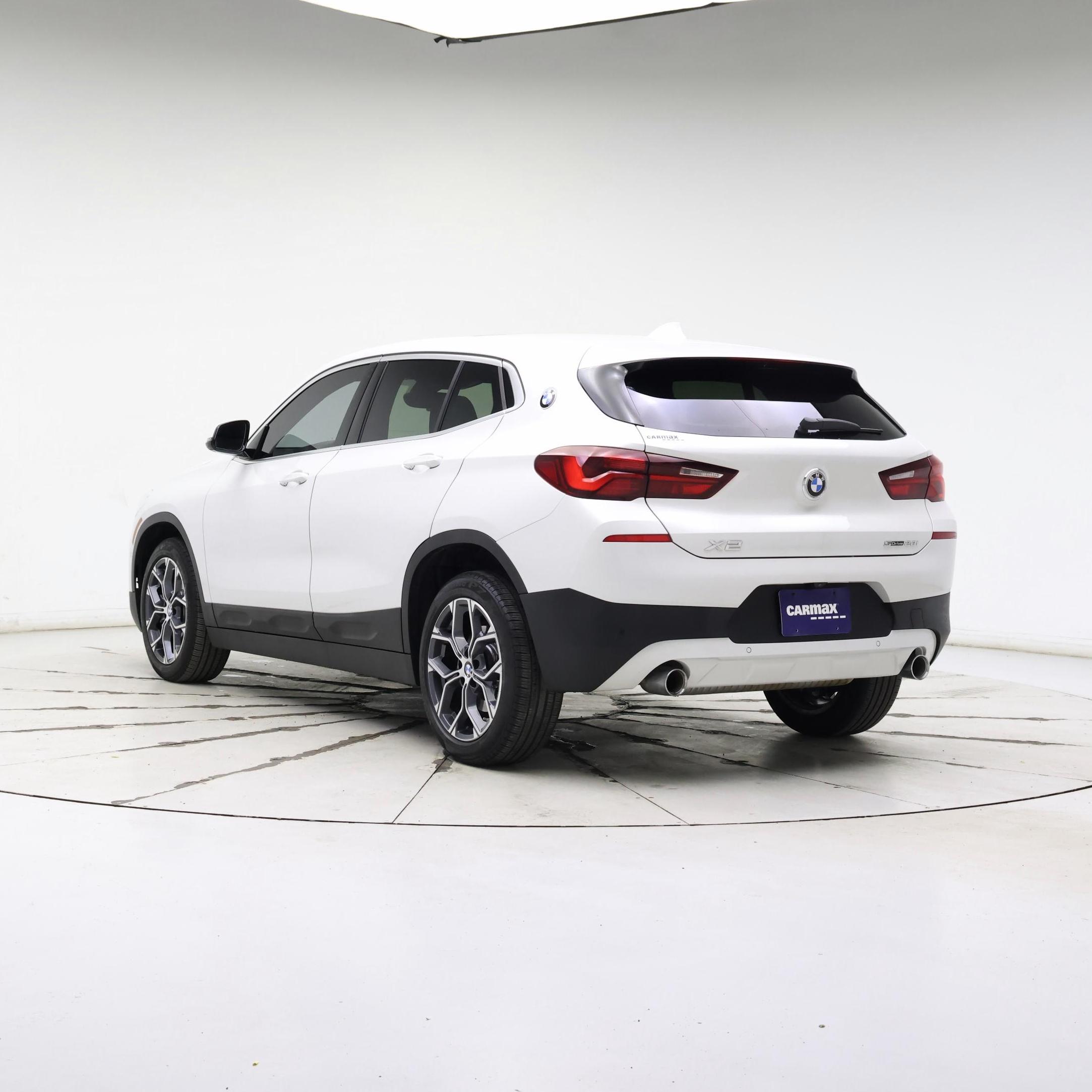 Thumbnail: 2023 BMW X2 - 2