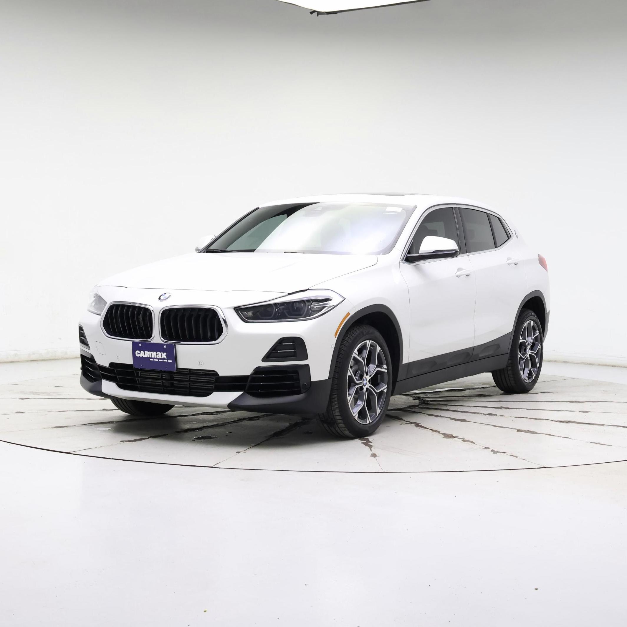 Thumbnail: 2023 BMW X2 - 4