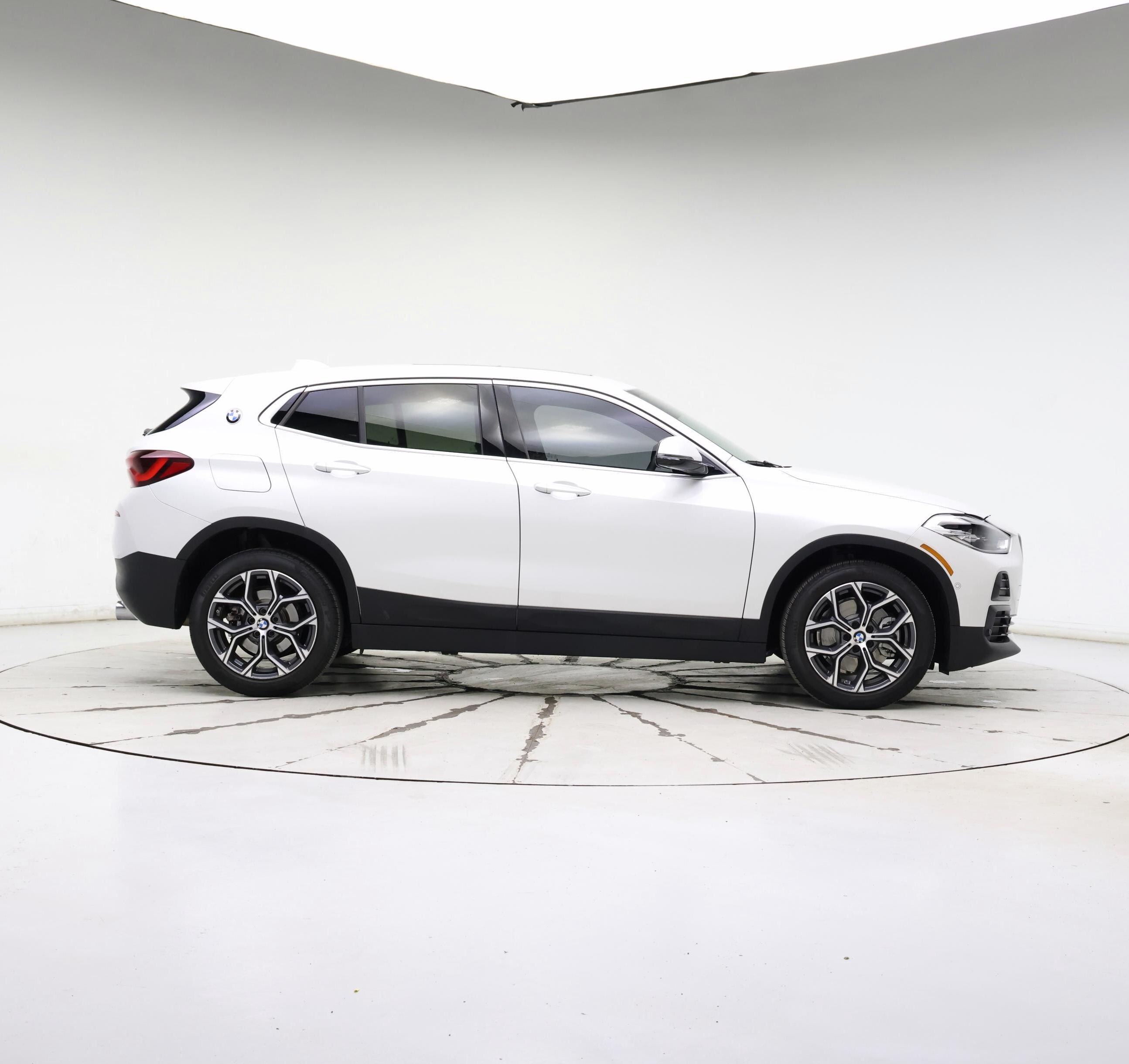 Thumbnail: 2023 BMW X2 - 7