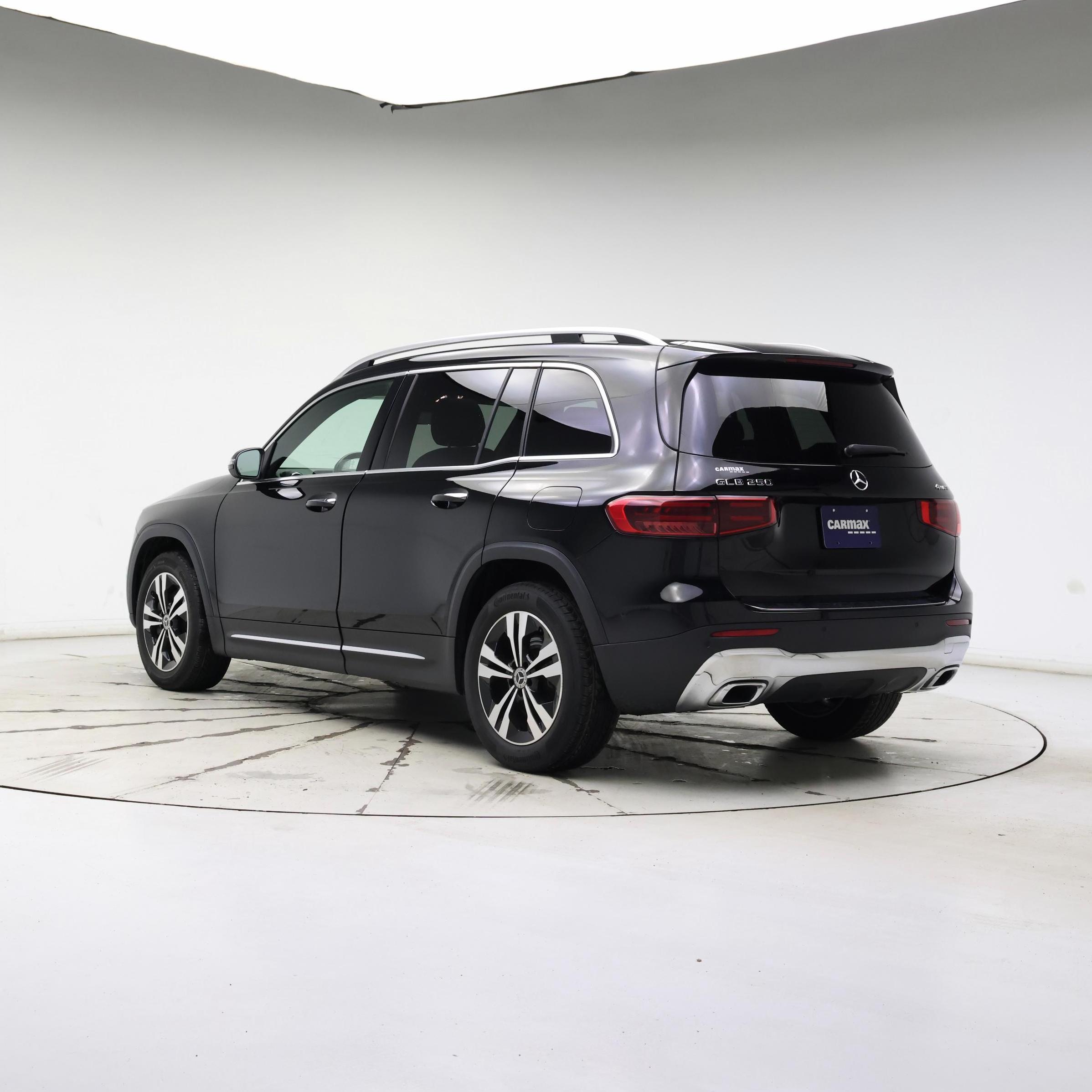 Thumbnail: 2024 Mercedes-Benz GLB - 2