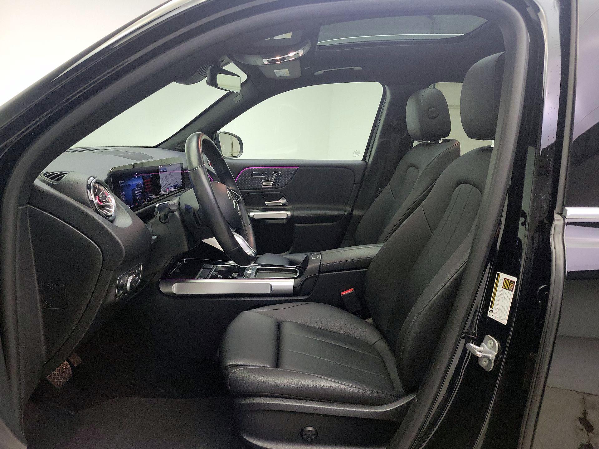 Thumbnail: 2024 Mercedes-Benz GLB - 20