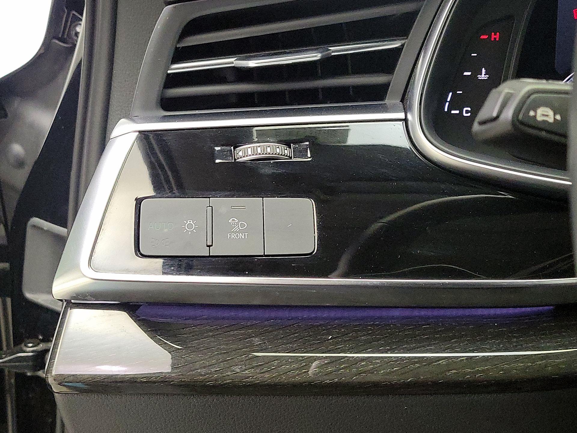 Thumbnail: 2022 Audi Q7 - 13