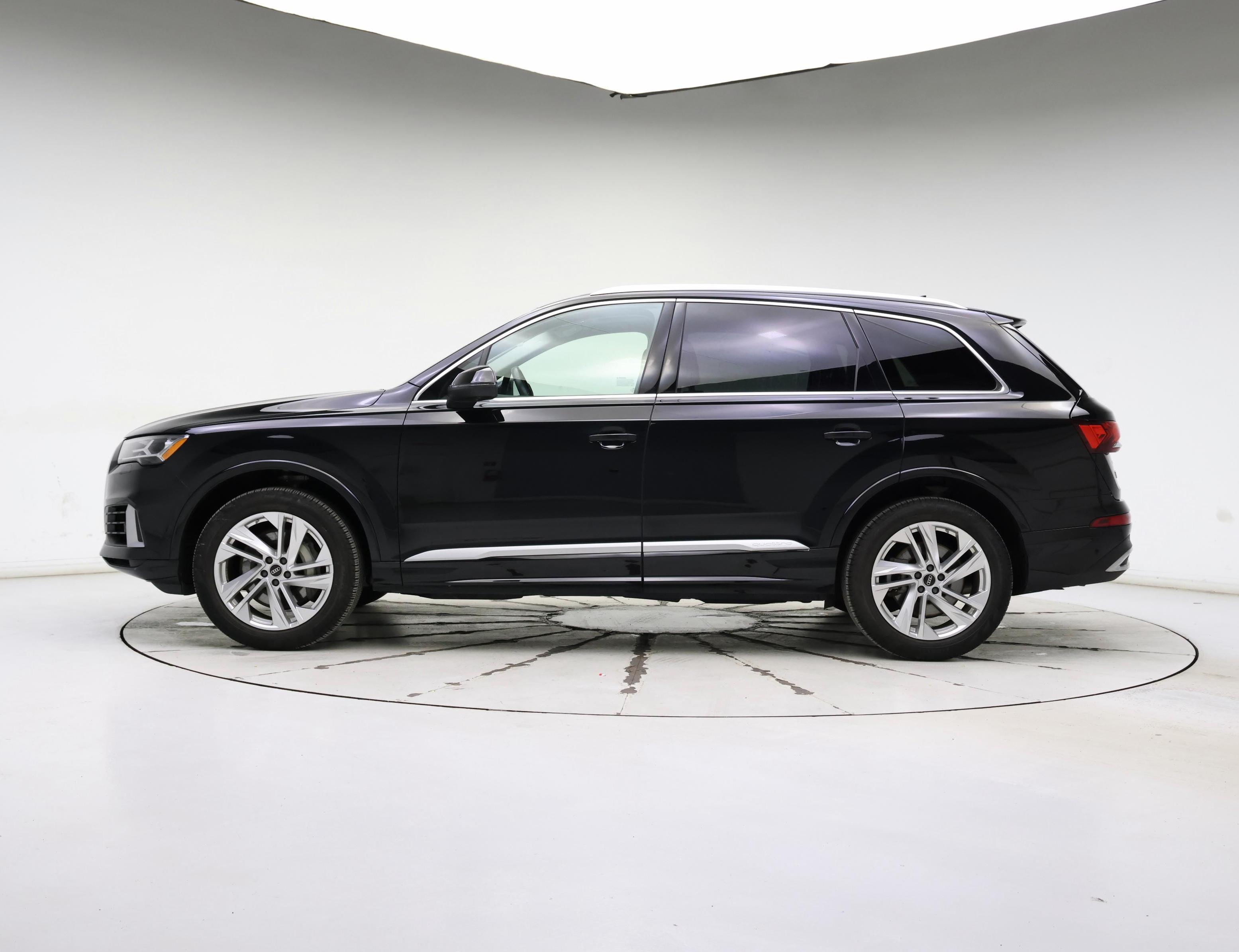 Thumbnail: 2022 Audi Q7 - 3