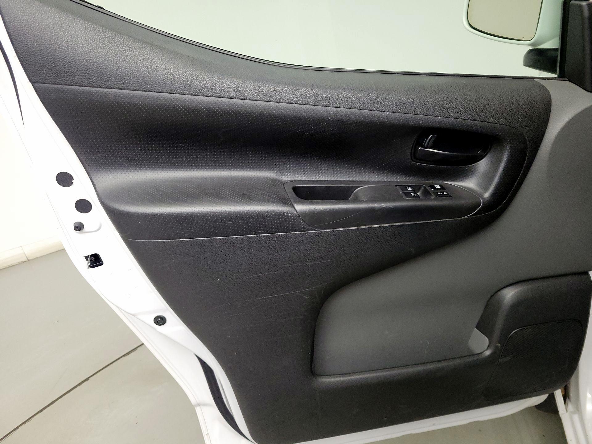 Thumbnail: 2021 Nissan NV200 - 12