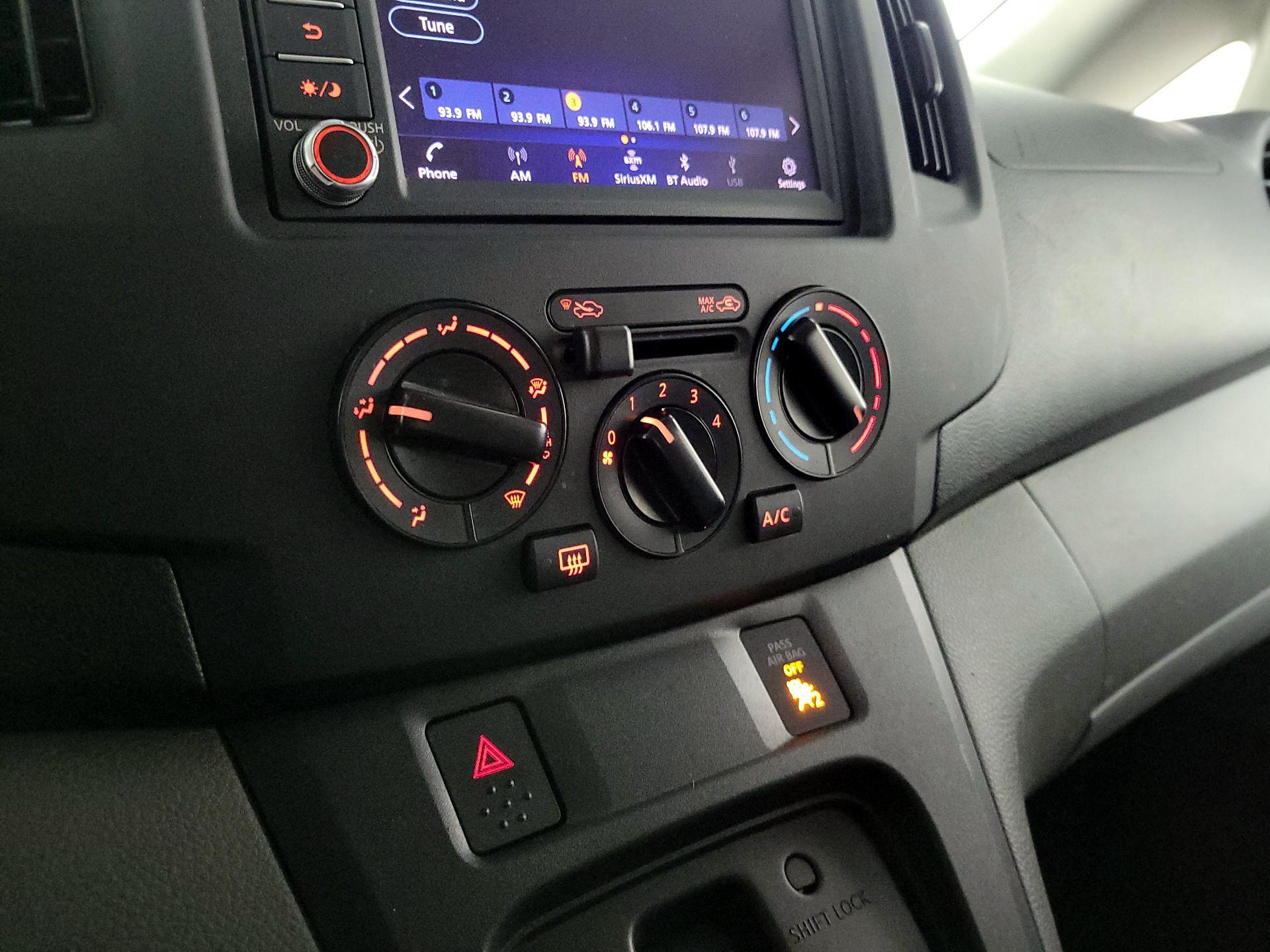 Thumbnail: 2021 Nissan NV200 - 16