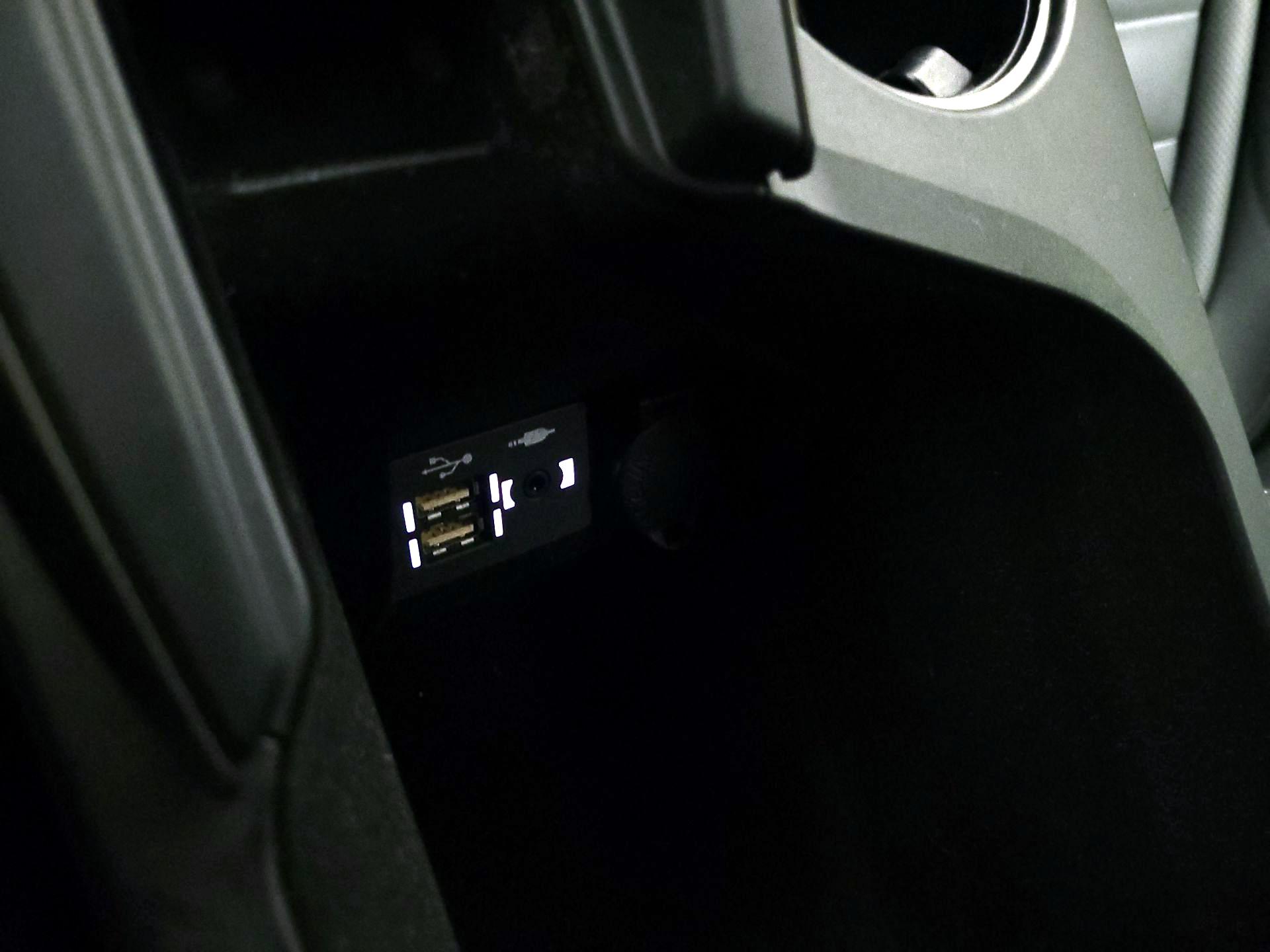 Thumbnail: 2023 Lexus IS - 18