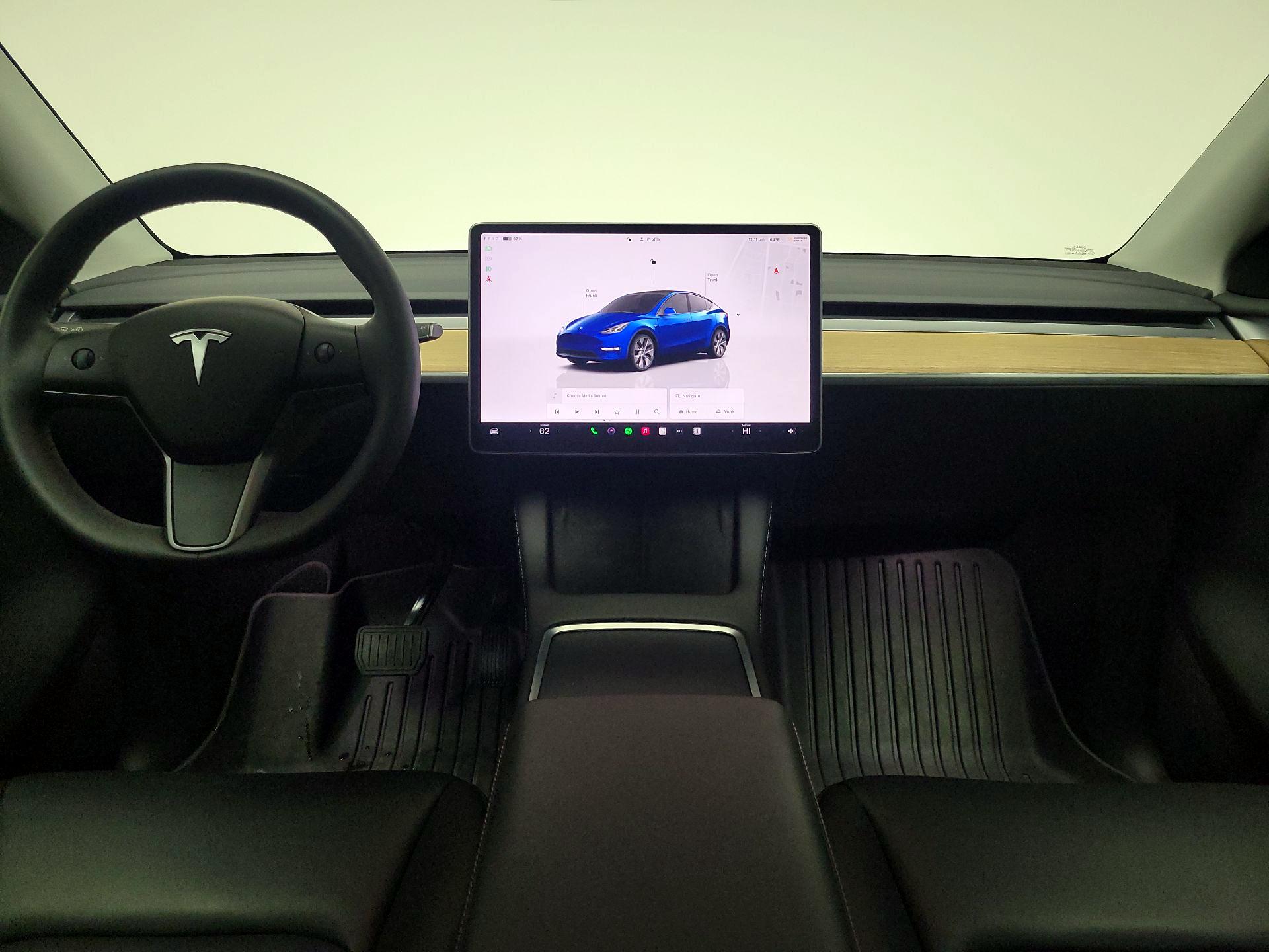 Thumbnail: 2024 Tesla Model Y - 9