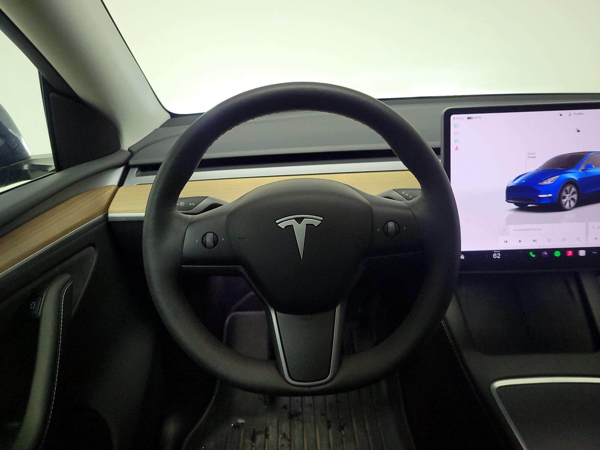 Thumbnail: 2024 Tesla Model Y - 10