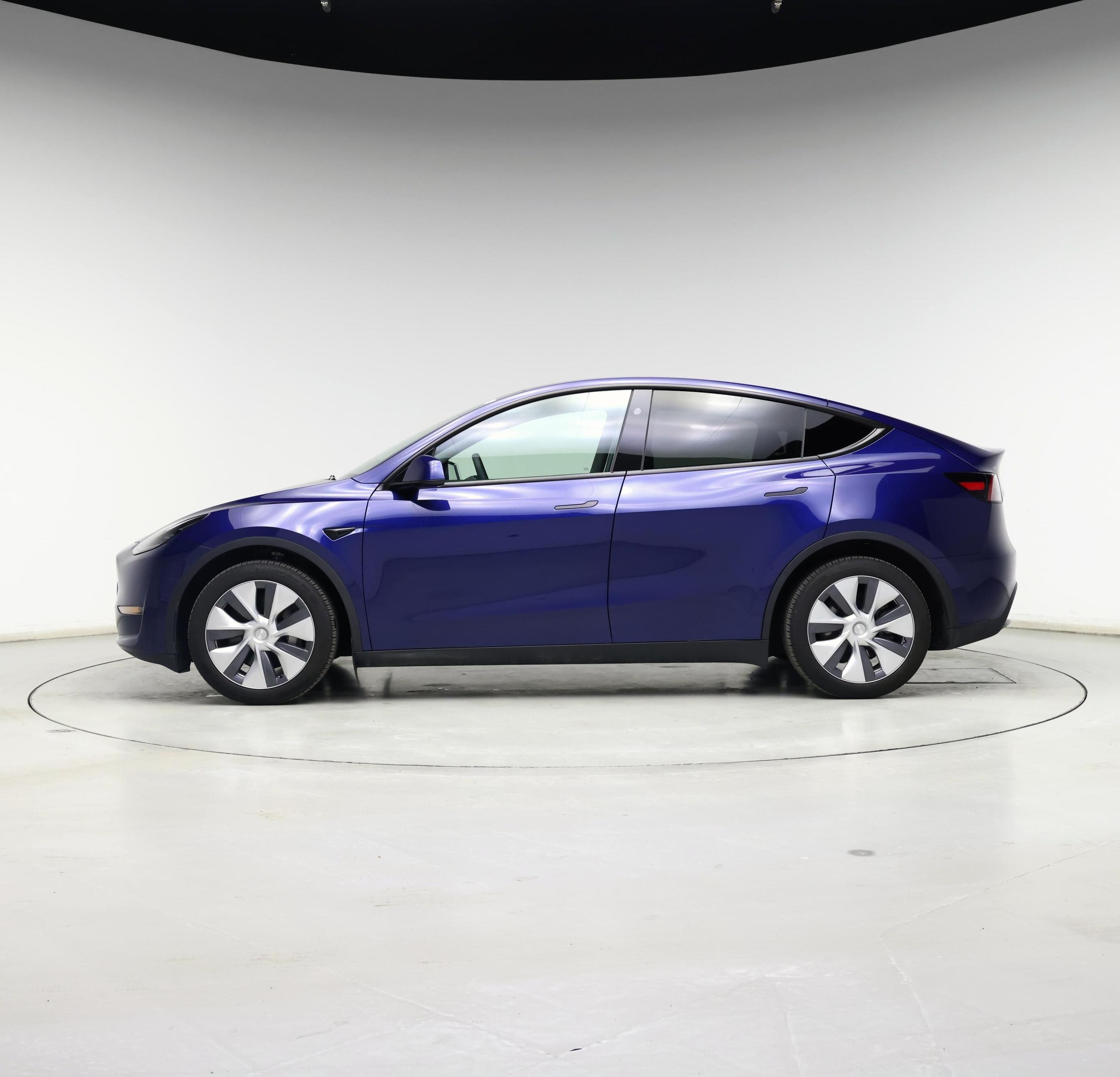 Thumbnail: 2024 Tesla Model Y - 3