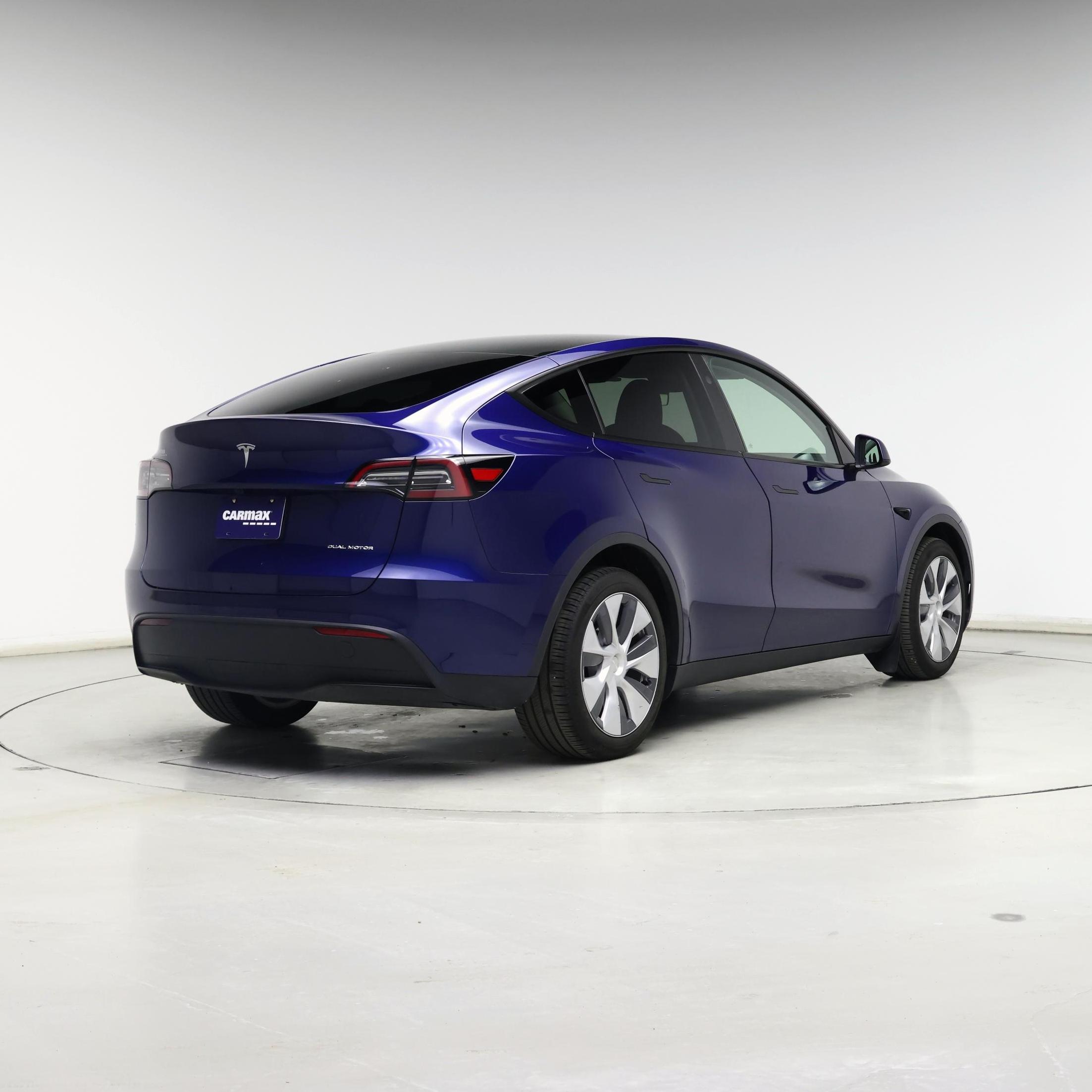 Thumbnail: 2024 Tesla Model Y - 8