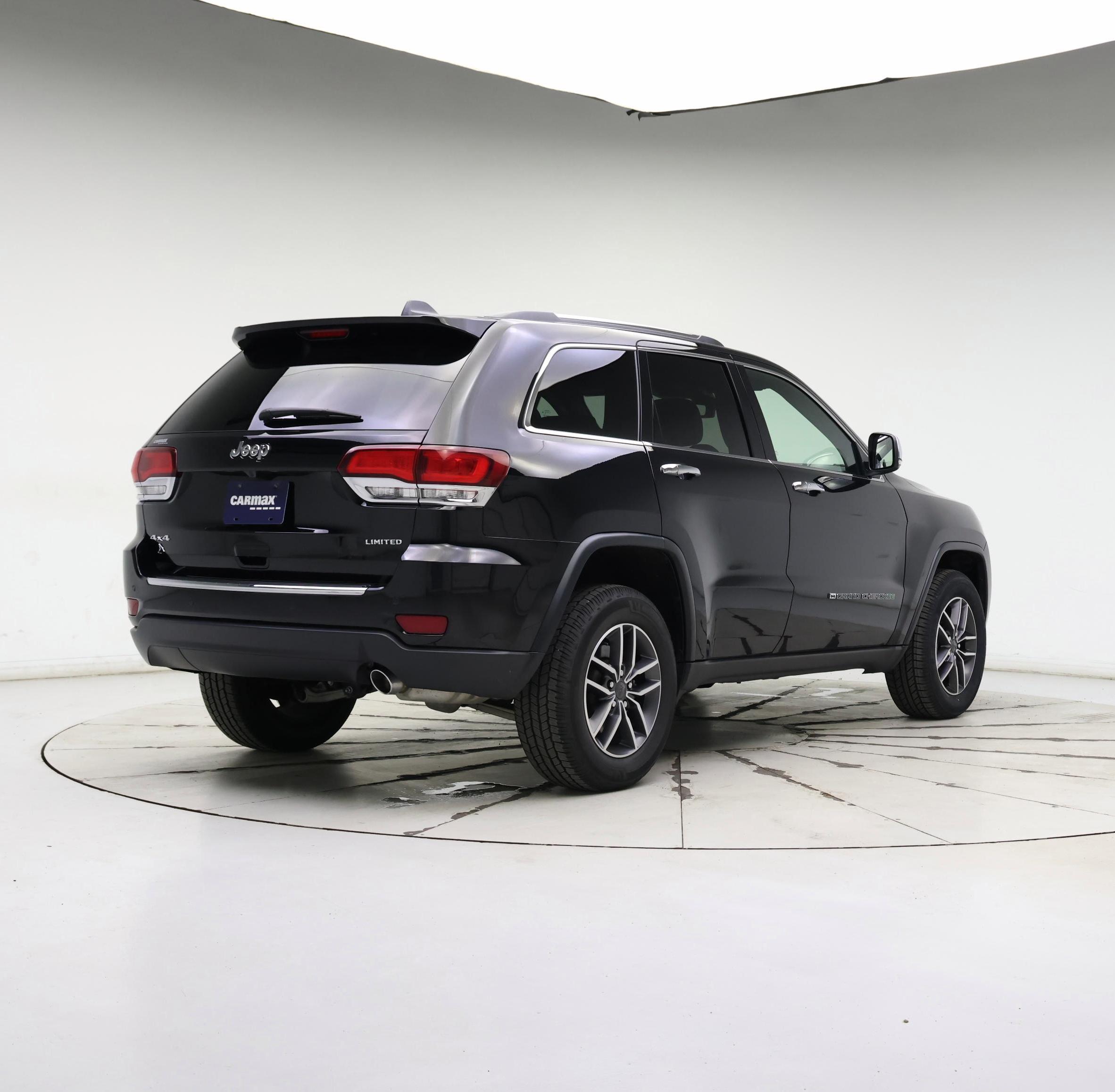 Thumbnail: 2022 Jeep Grand Cherokee - 8