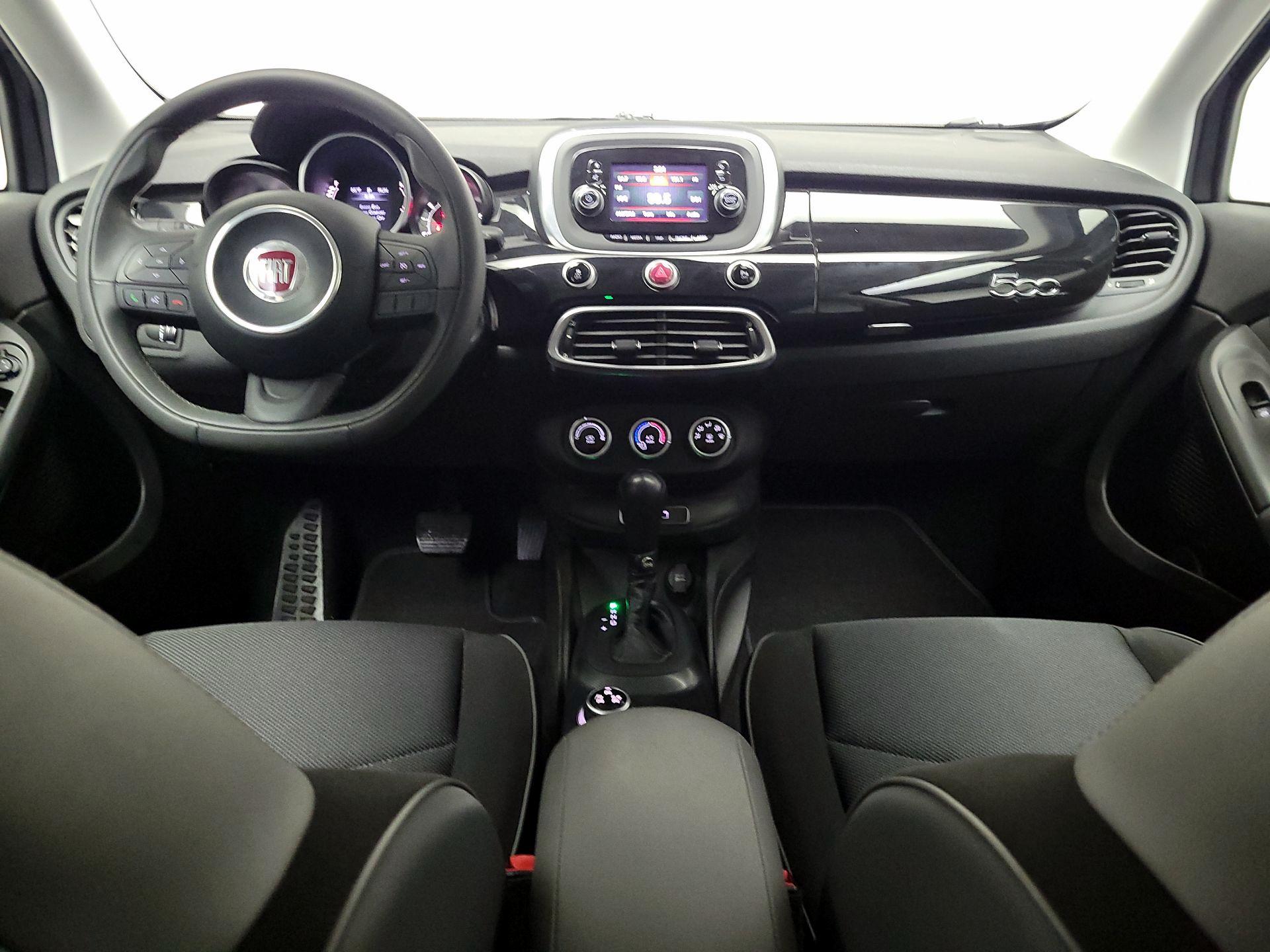 Thumbnail: 2016 Fiat 500X - 9