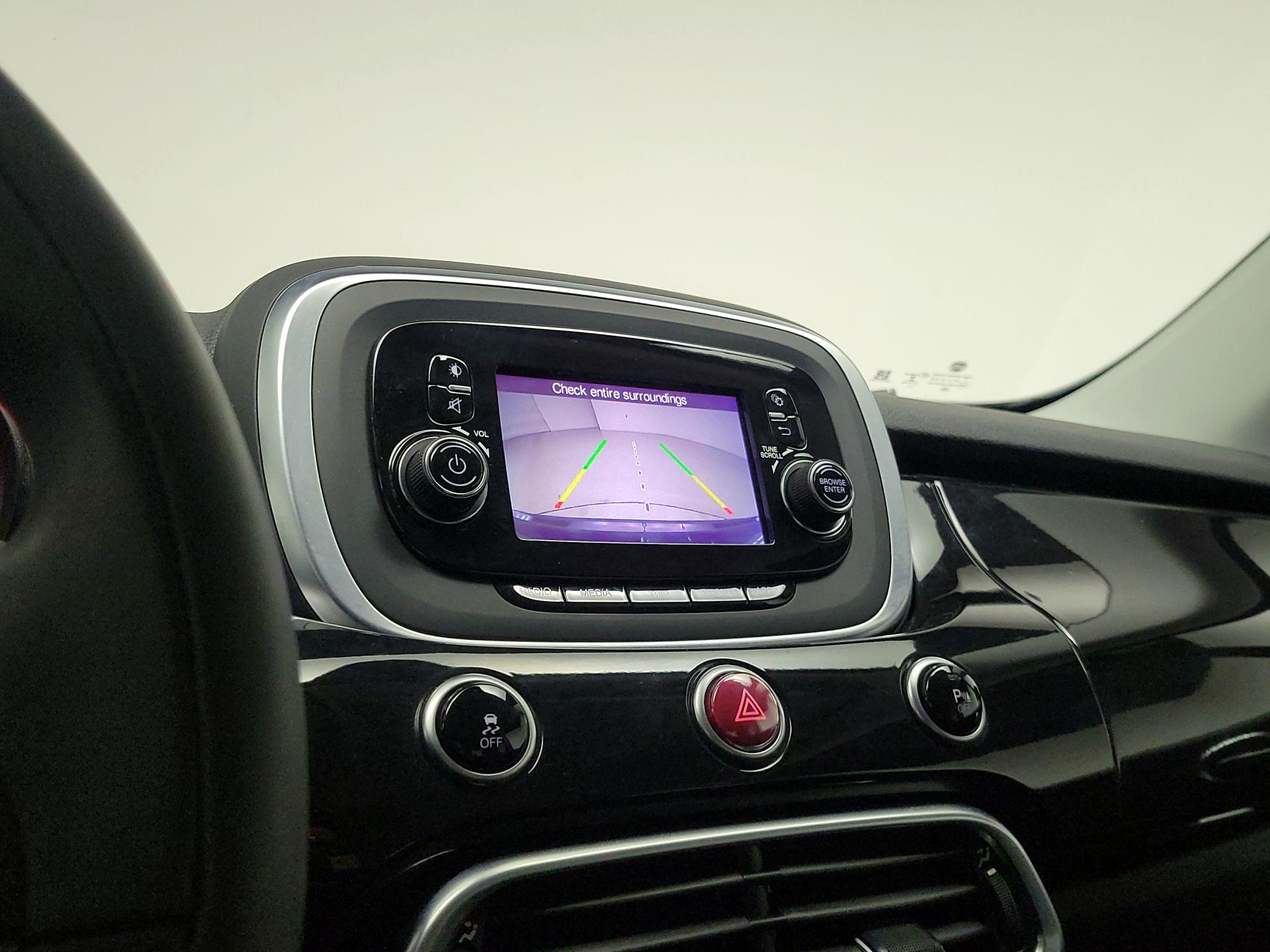 Thumbnail: 2016 Fiat 500X - 14